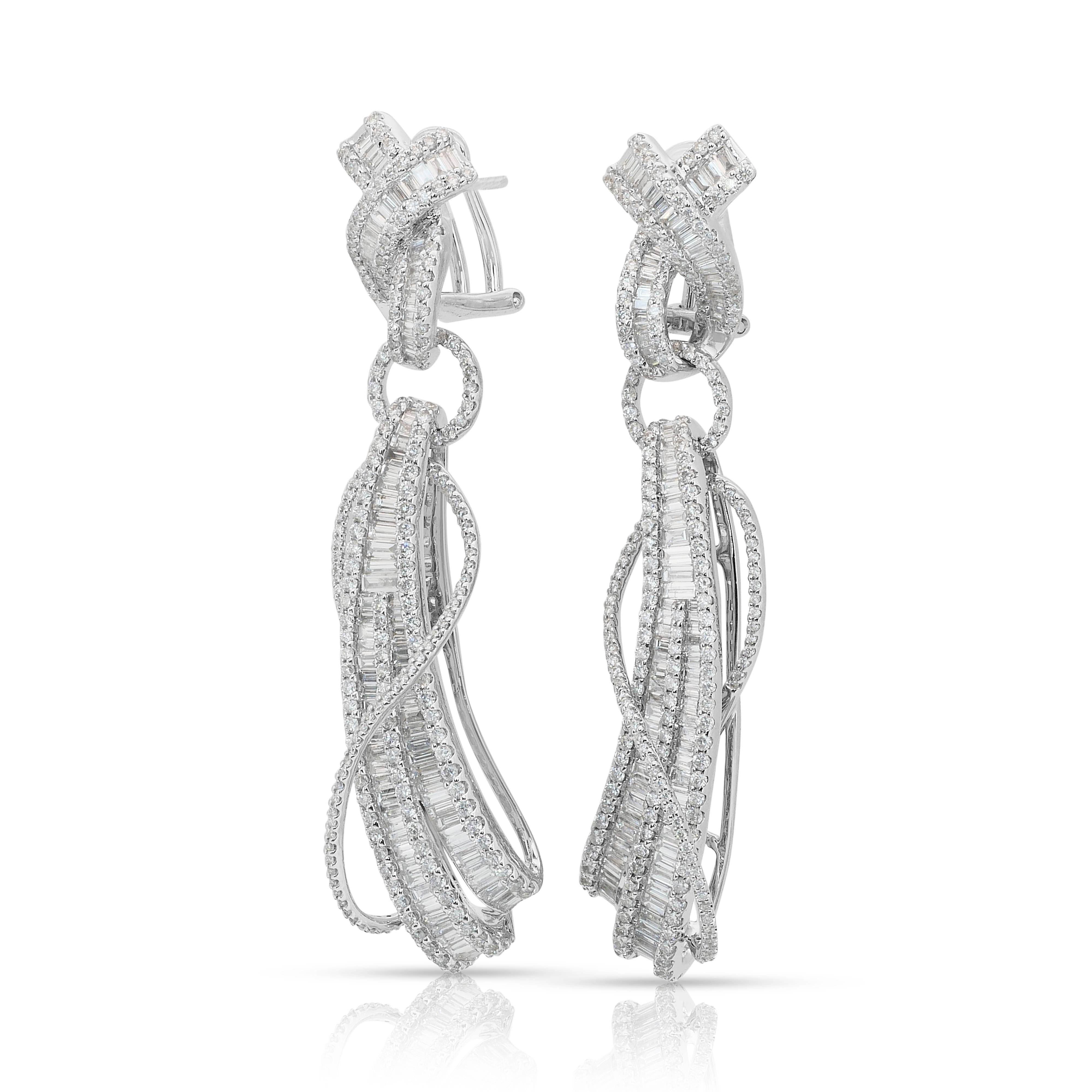 Deslumbrantes Pendientes de Gota de Diamantes de 6,75 ct en Oro Blanco de 18k - Certificado IGI en Nuevo estado para la venta en רמת גן, IL