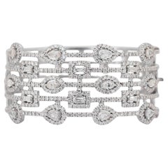Dazzling 8.22ct Diamonds Bracelet in 14k White Gold - IGI Certified