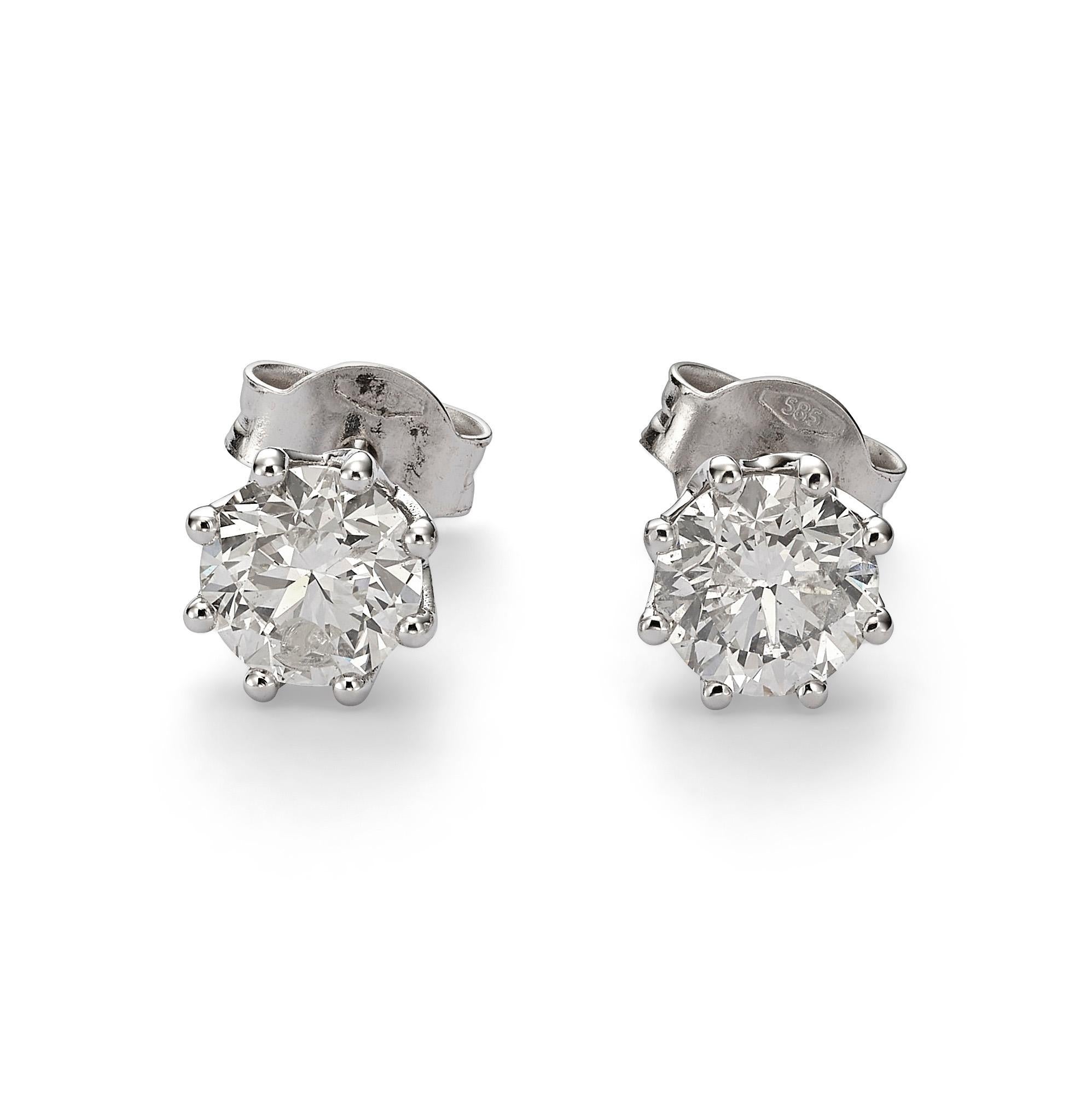 Women's or Men's Dazzling Brilliance: 14k White Gold Stud Earrings with 1.41ctw E-F SI2 Diamonds For Sale