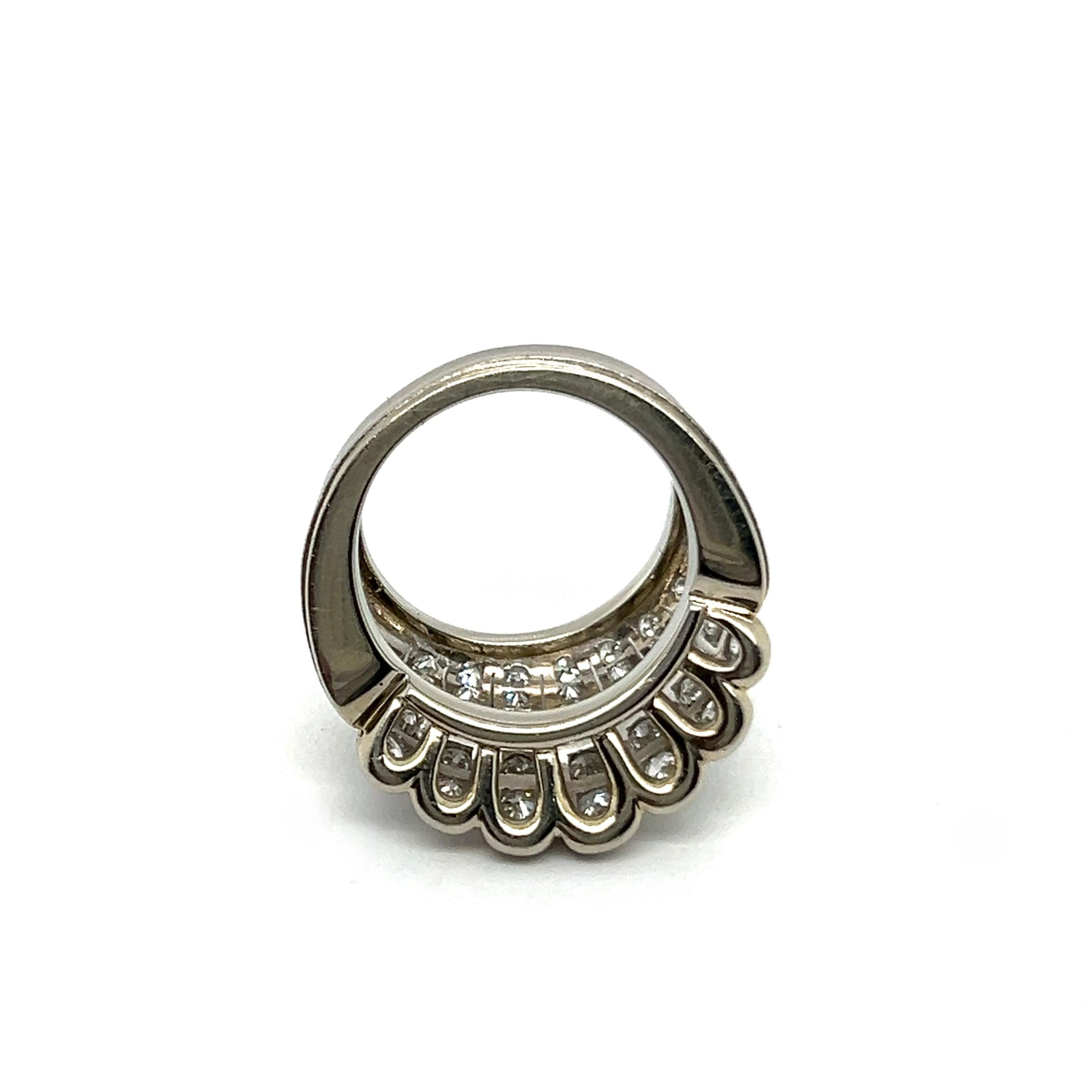 Anello corona con diamanti in oro bianco 18 carati in vendita 6
