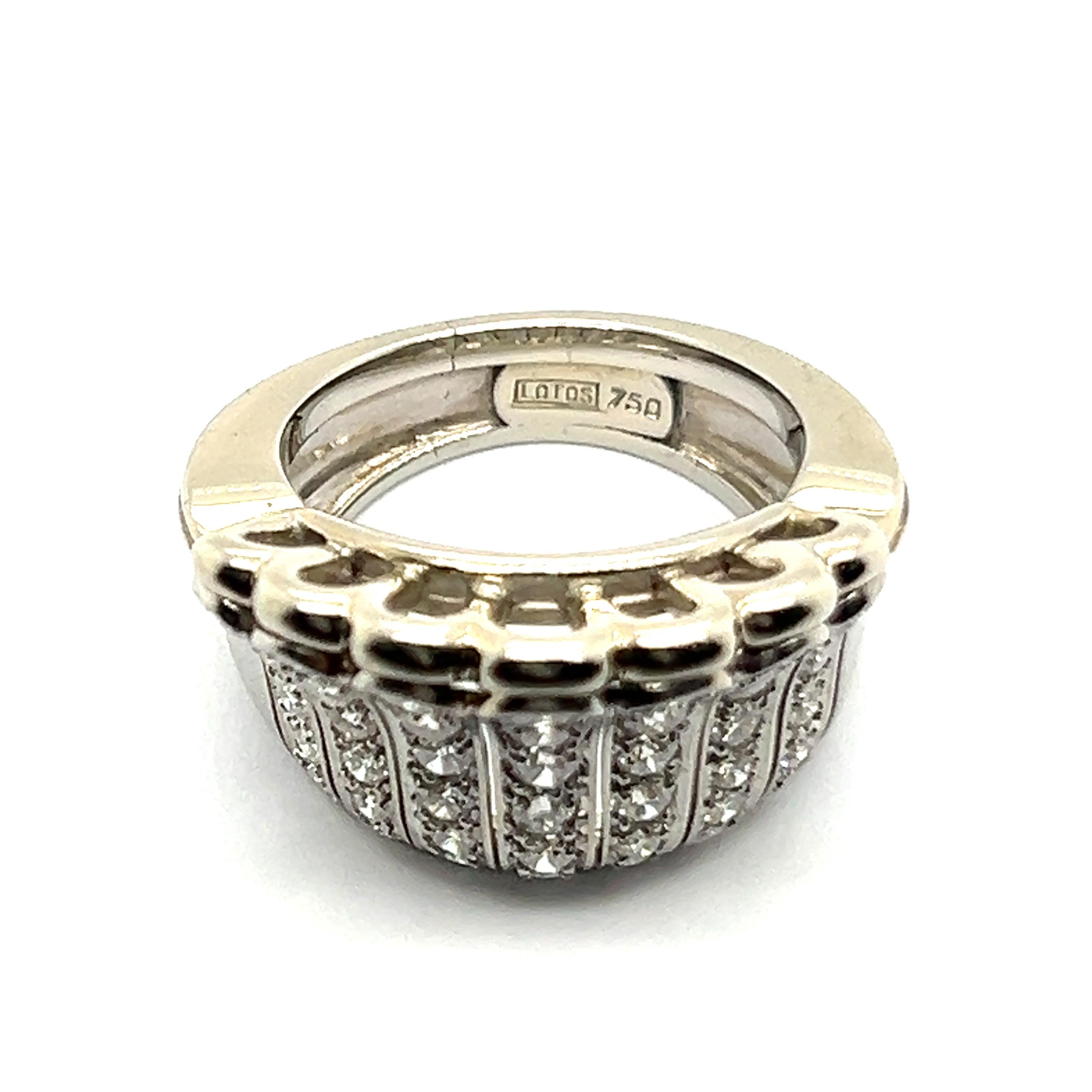 Anello corona con diamanti in oro bianco 18 carati in vendita 7