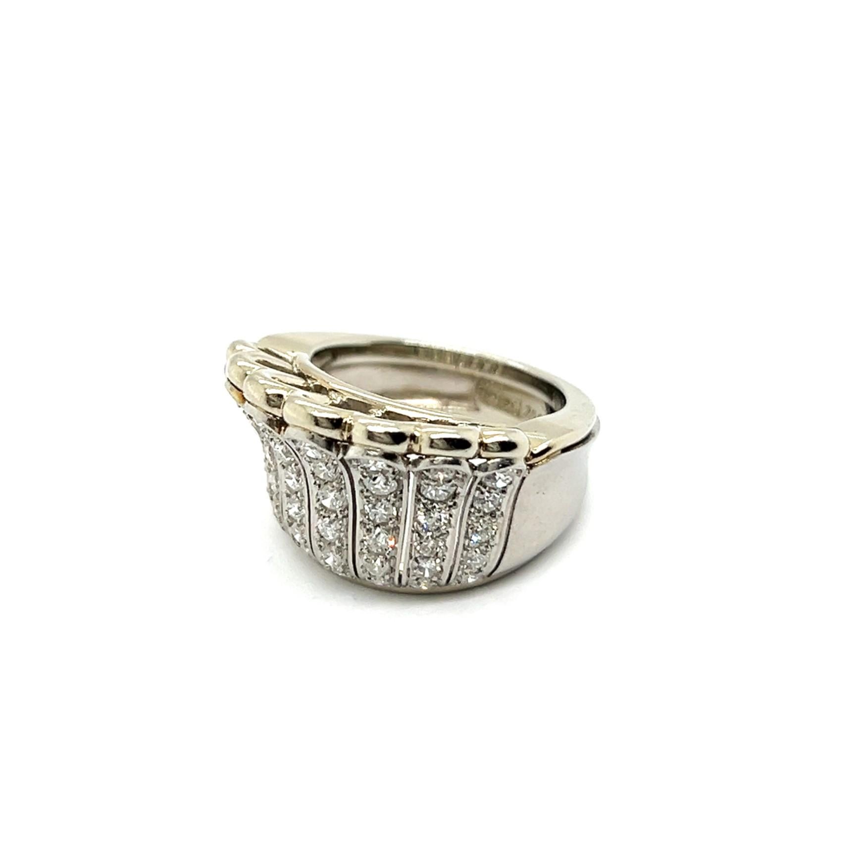 Anello corona con diamanti in oro bianco 18 carati In condizioni buone in vendita a Lucerne, CH