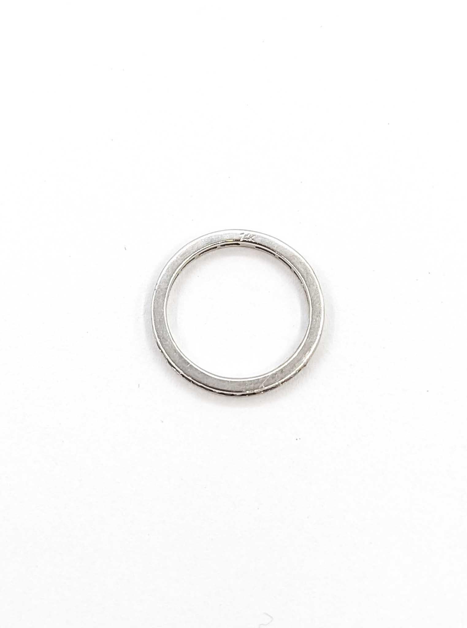 Bague d'éternité en or blanc 14k avec diamant éblouissant Pour femmes en vente