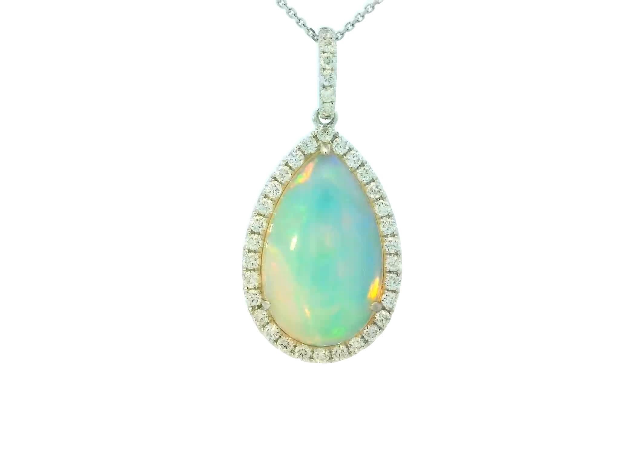 Pendentif en diamant éblouissant en vente 4