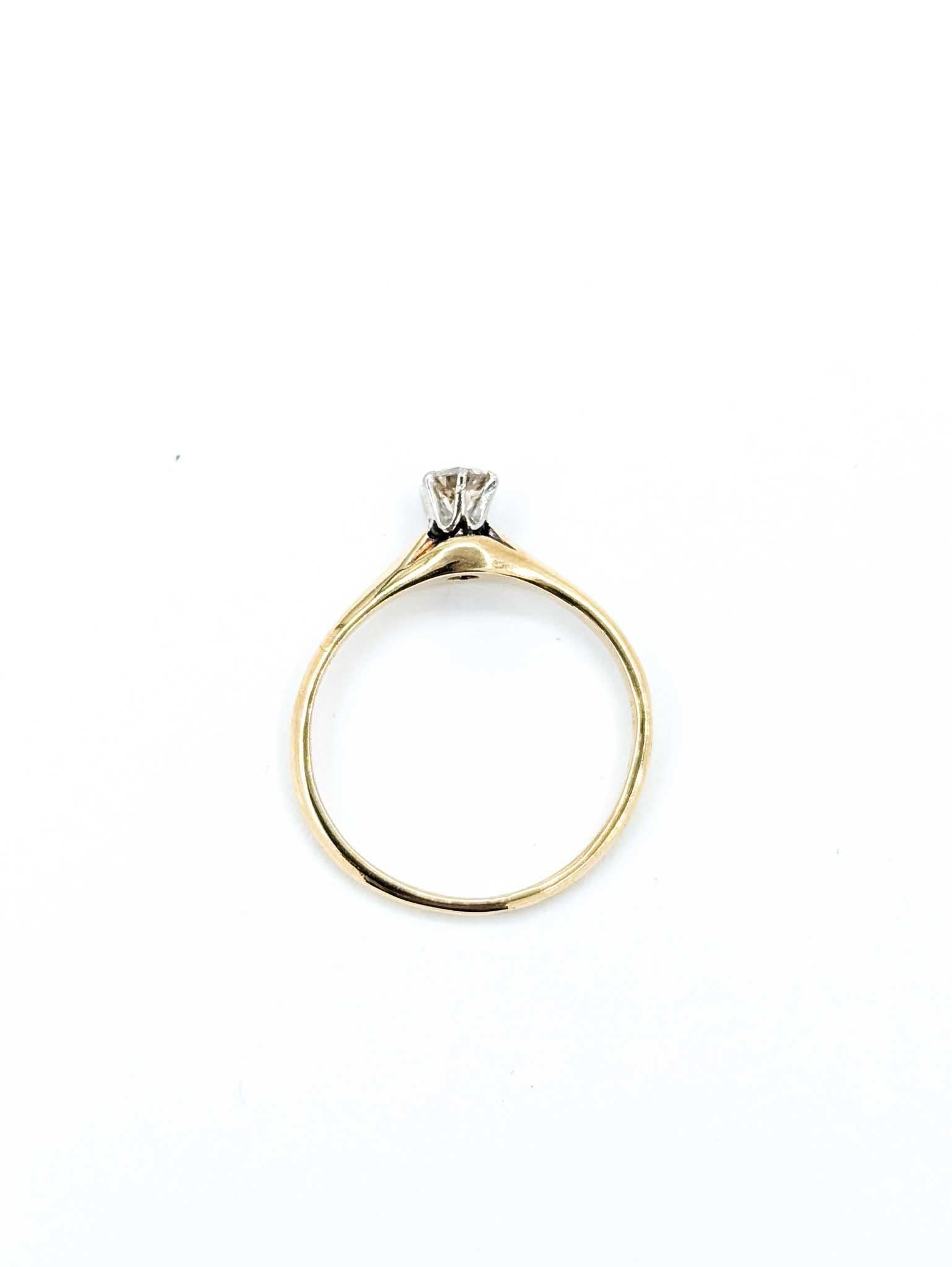 Dazzling Diamond Solitaire Ring in 14k Yellow Gold im Angebot 1