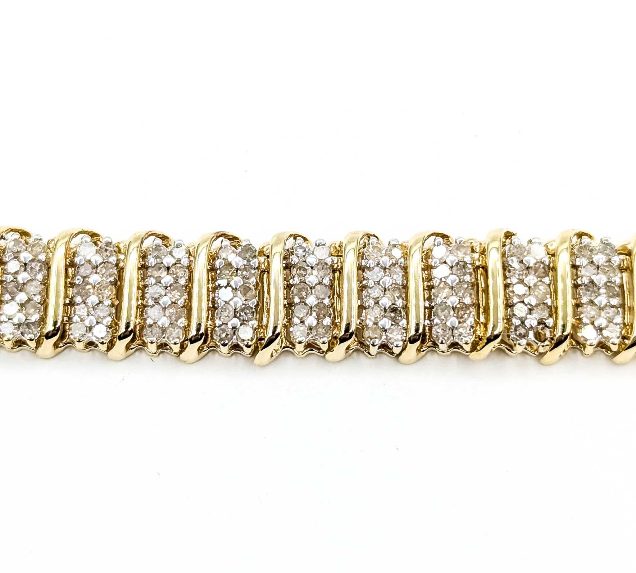 Bracelet en or jaune 10k à maillons ondulés et diamants éblouissants Excellent état - En vente à Bloomington, MN