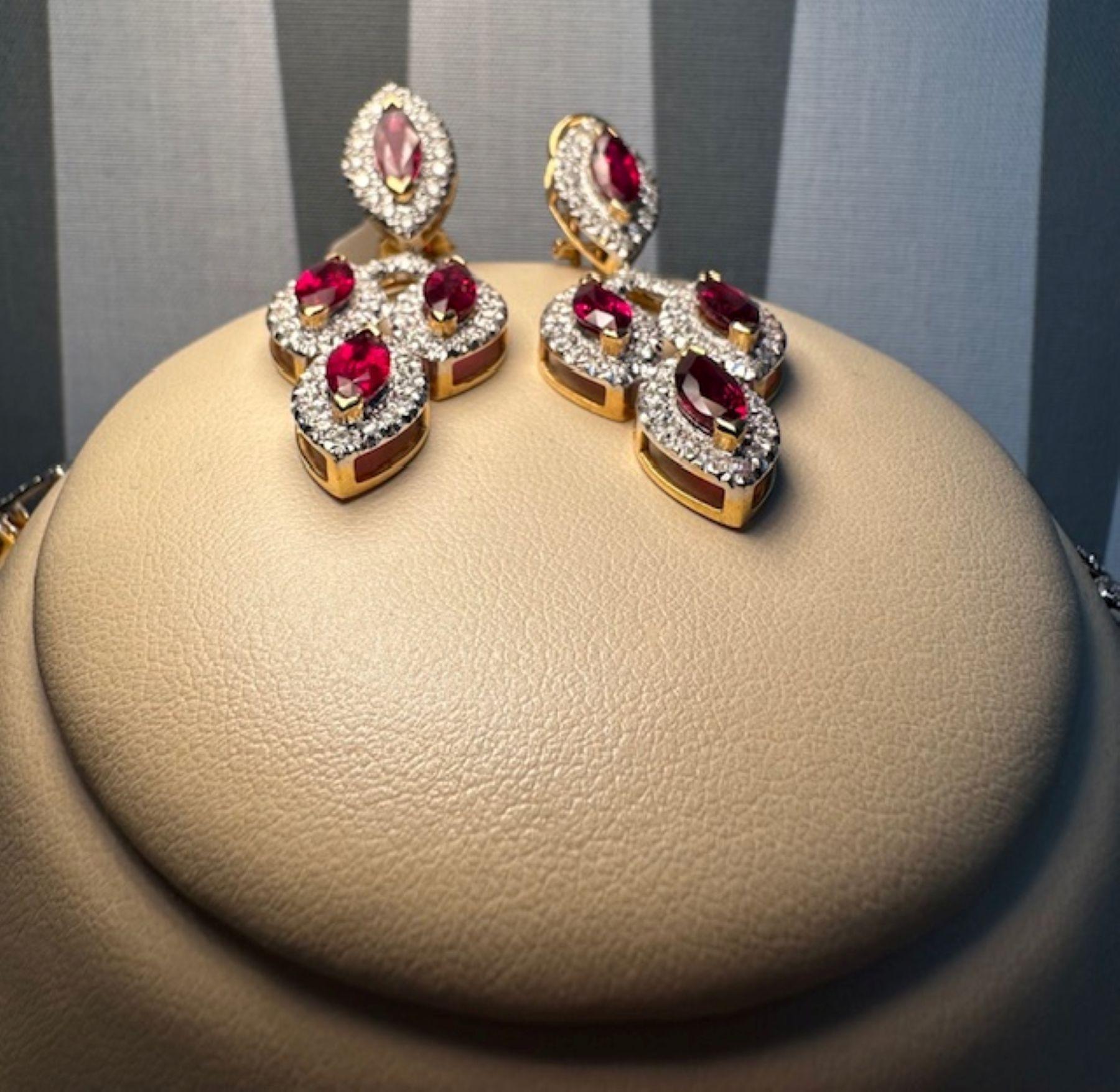 Schillernde Eleganz in  31,16 Karat Rubin & 13,04 Karat Diamant im Zustand „Neu“ im Angebot in Miami, FL