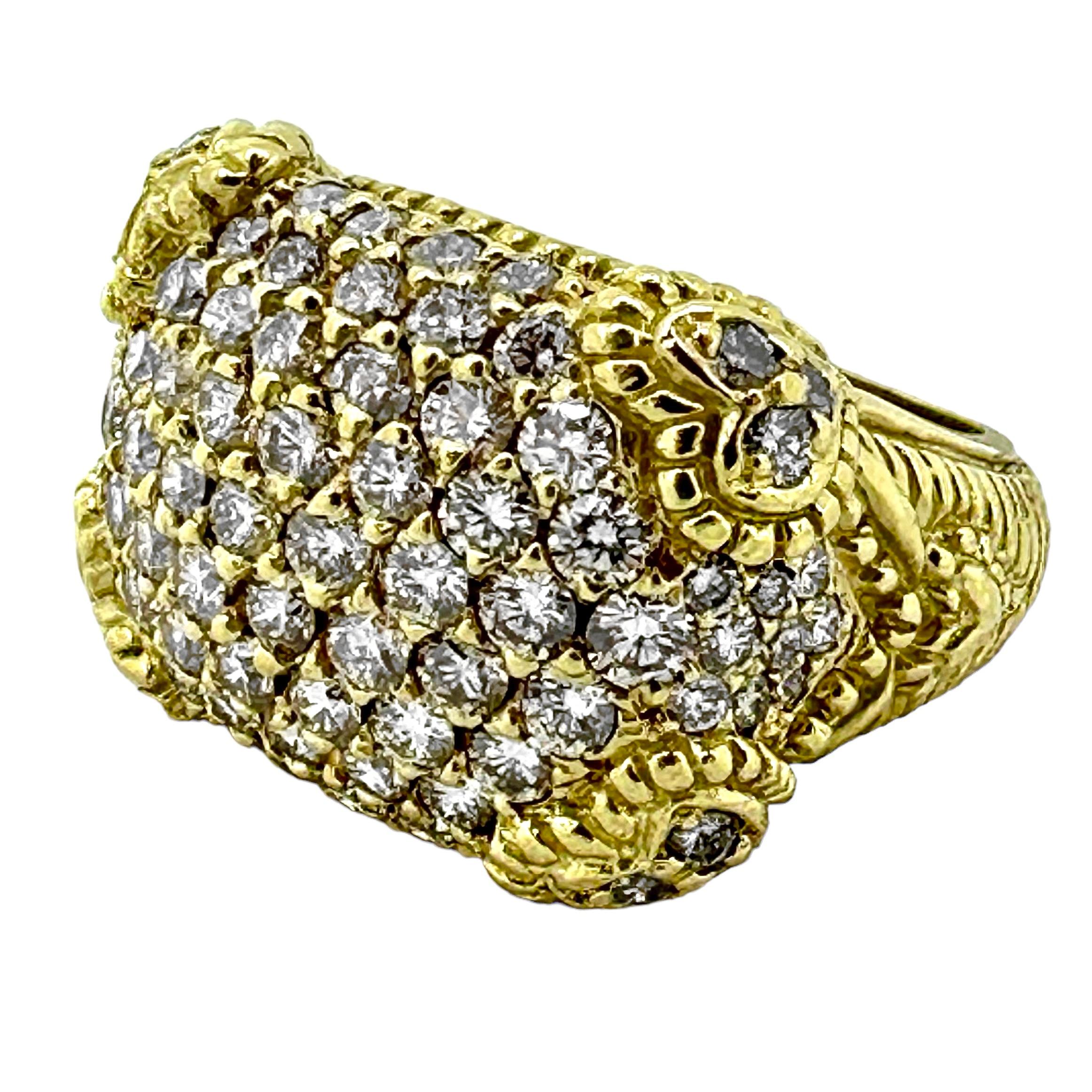 Brilliant Cut Dazzling Judith Ripka 18K Yellow Gold and Pave Set Diamond Cocktail Ring For Sale