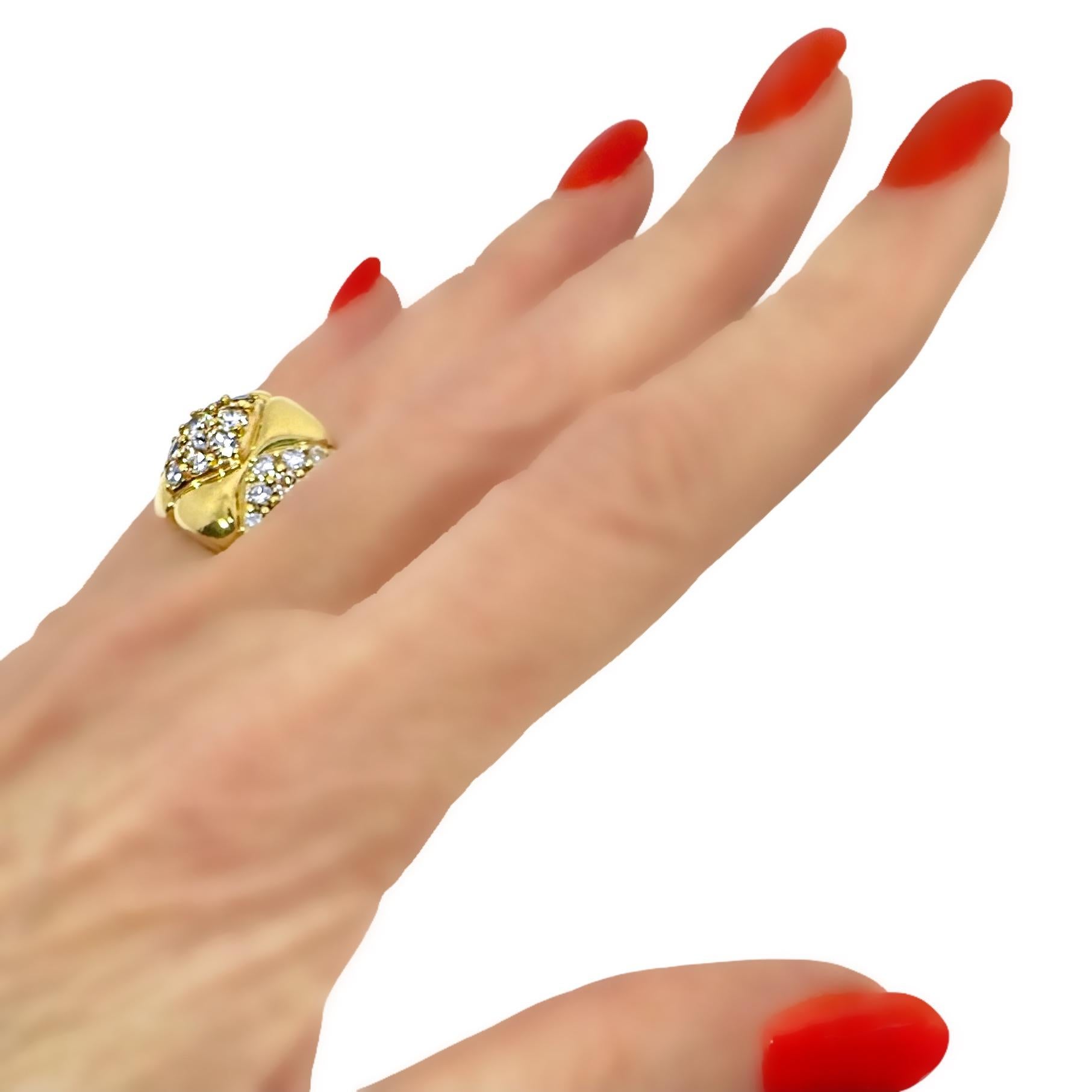 Éblouissante bague de cocktail vintage en or 18 carats et diamants par Jose HESS en vente 6