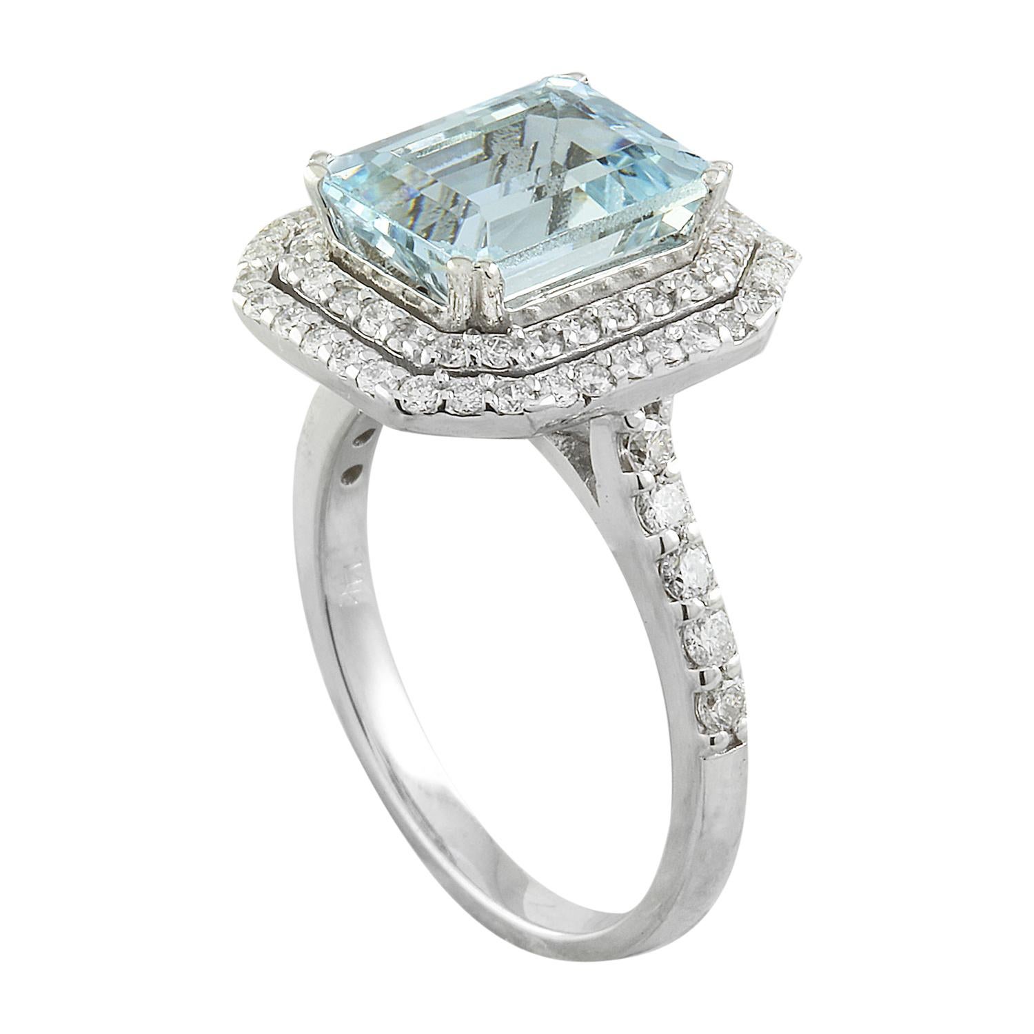 Dazzling Natural Aquamarine Diamond Ring In 14 Karat White Gold  In New Condition For Sale In Los Angeles, CA