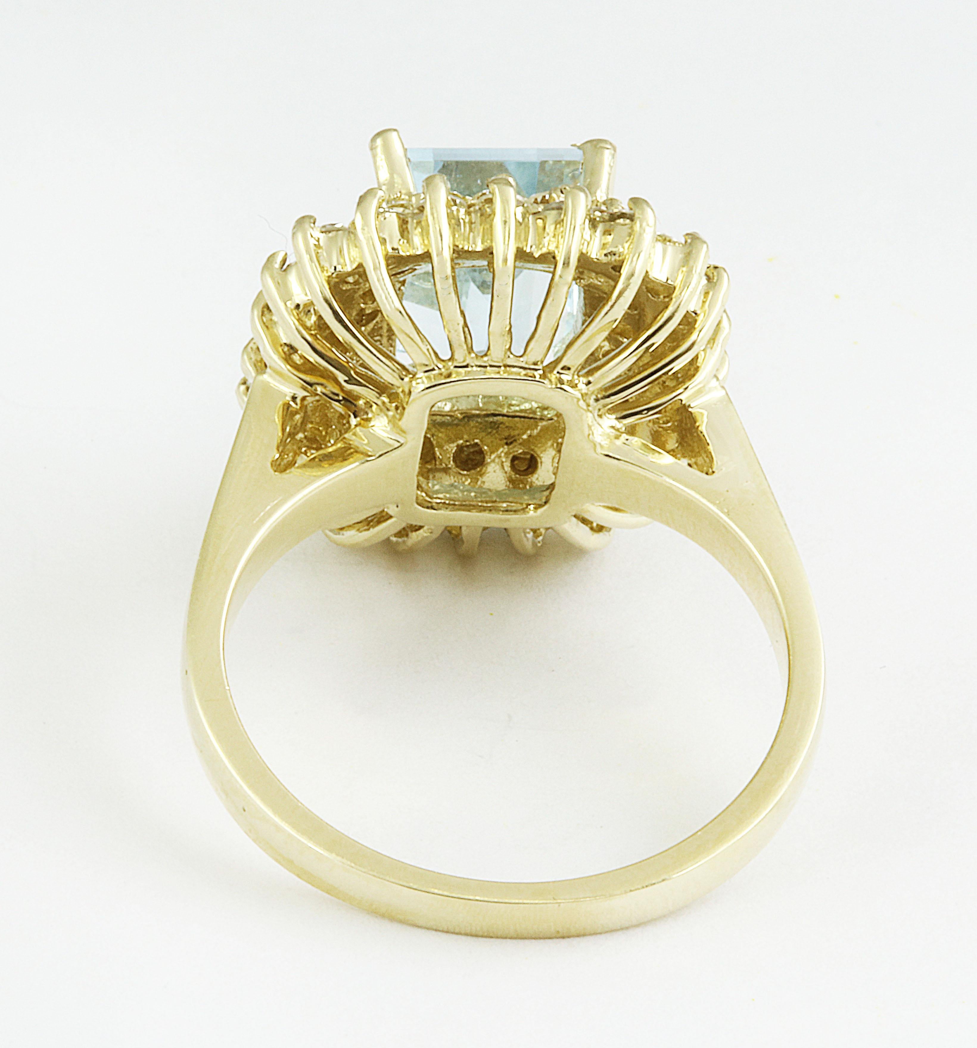 Modern Dazzling Natural Aquamarine Diamond Ring In 14 Karat Yellow Gold  For Sale