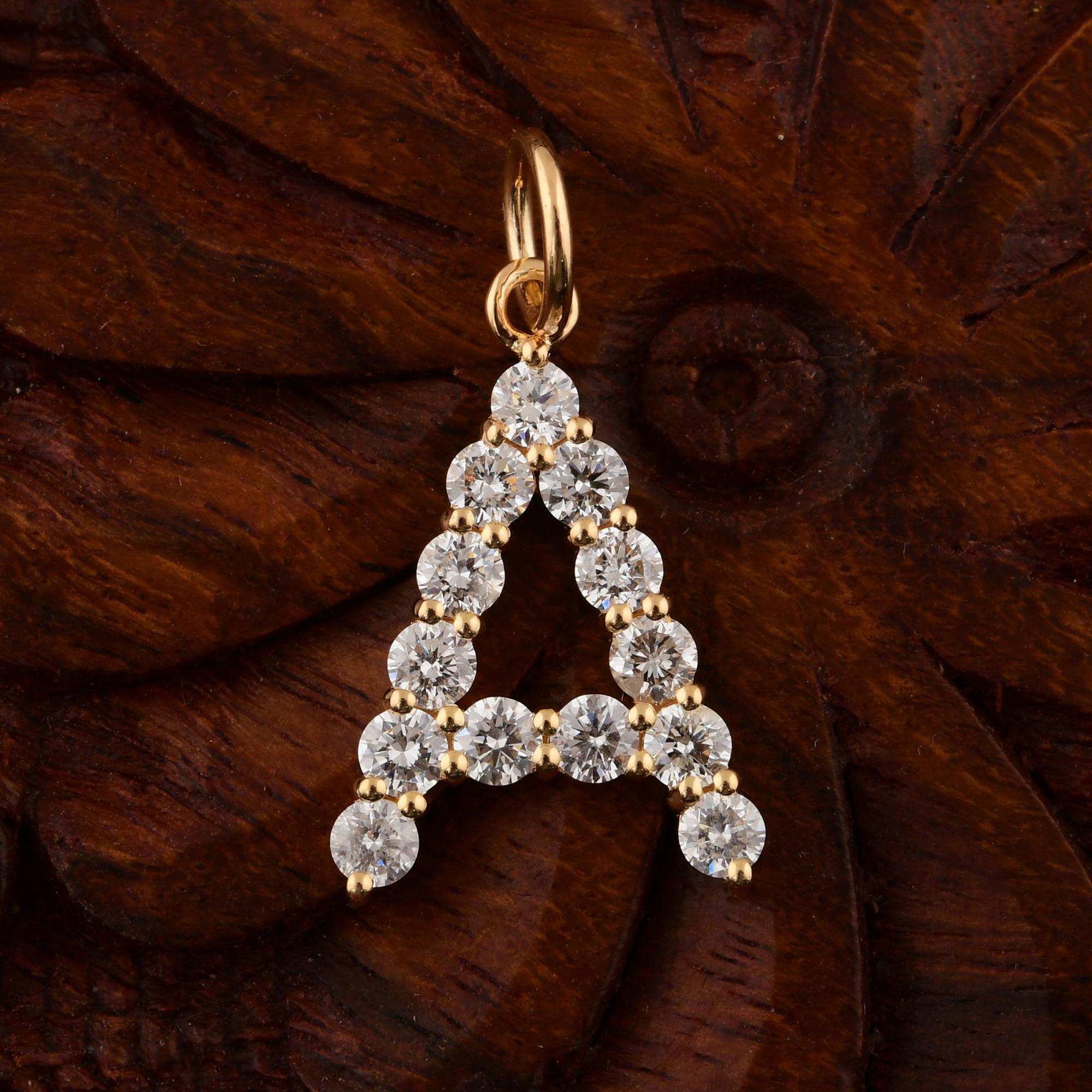 Fundido en oro de 14 quilates, este exquisito collar está engastado con 0,76 quilates de brillantes diamantes.

SIGUE LA TIENDA DE SPECTRUM JEWELS para ver la última colección y piezas exclusivas. Spectrum Jewels se enorgullece de ser uno de los