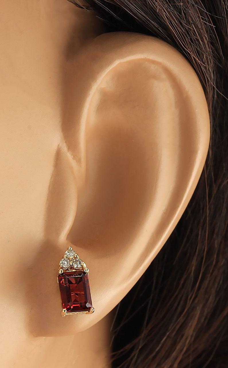 Modern Dazzling Natural Garnet Diamond Earrings In 14 Karat Yellow Gold  For Sale