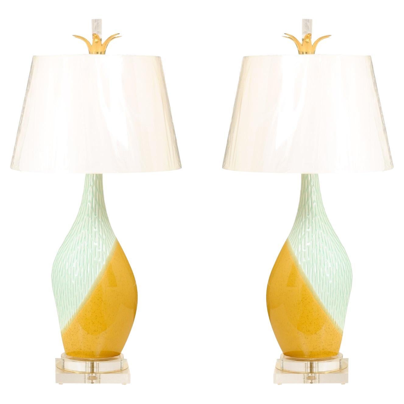 Dazzling Pair of Portuguese Ceramic Lamps in Yellow Ochre and Sultanabad Blue For Sale