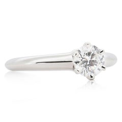 Dazzling Platinum Ring with 0.52 ct Natural Diamond