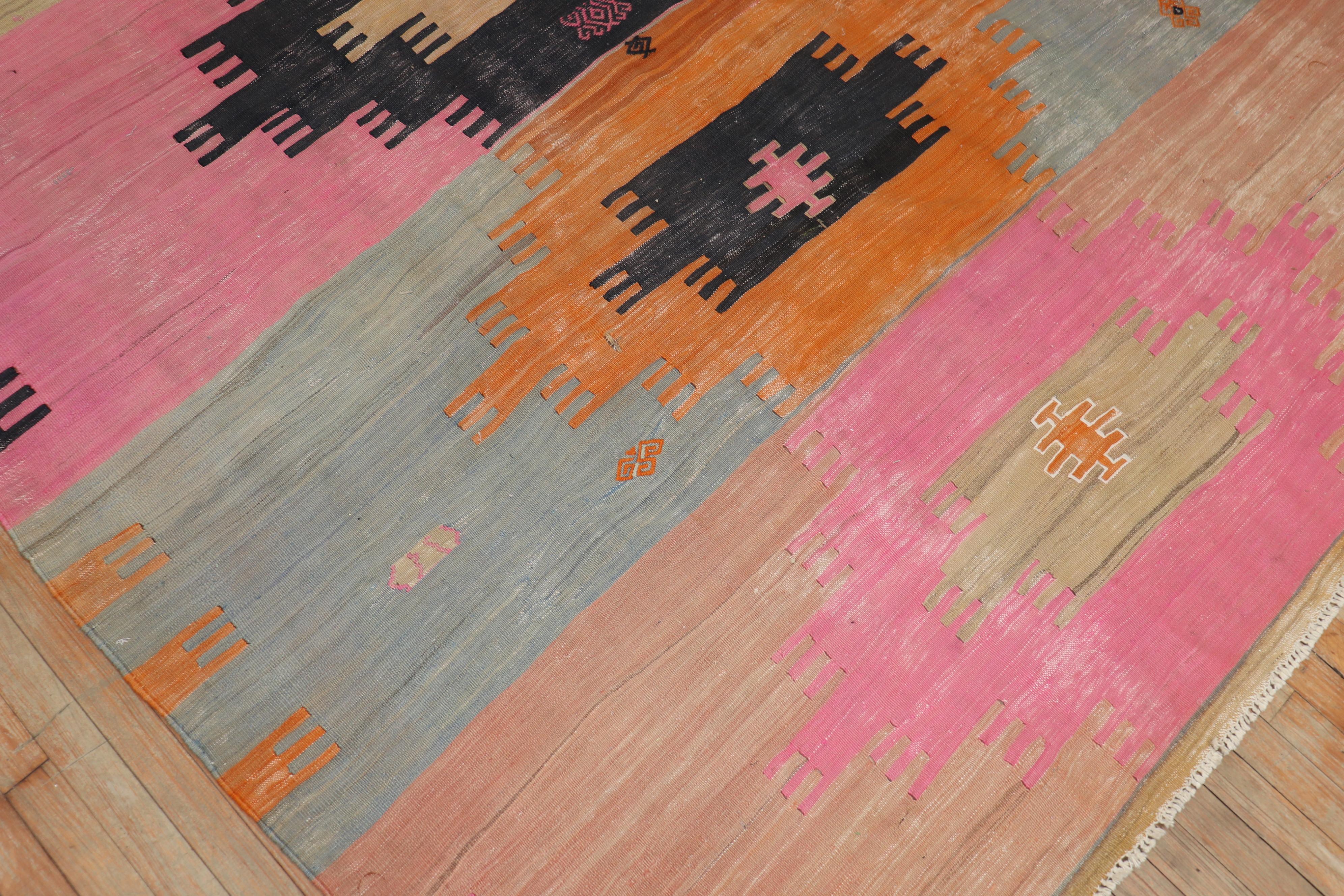 Dazzling Room Size Turkish Kilim, Mid-20th Century For Sale 1