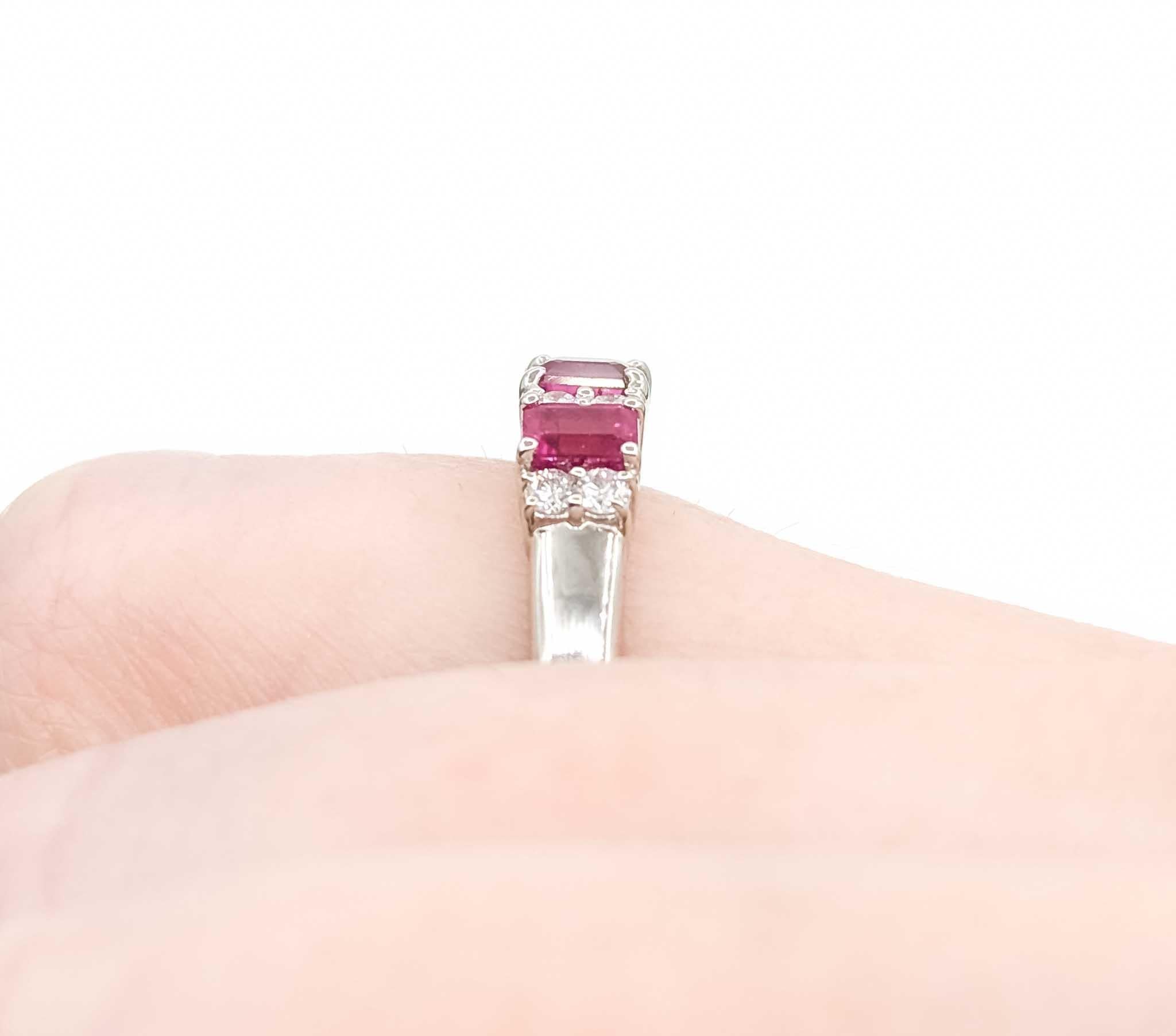 Dazzling Ruby and Diamond Ring in 900 pt 3-Stone Setting In Excellent Condition For Sale In Bloomington, MN
