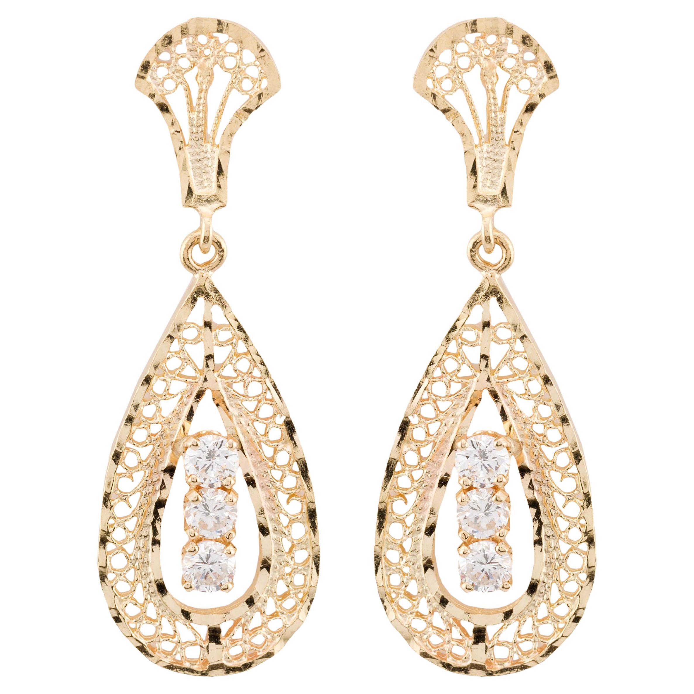 Orecchini a pendente con diamanti in filigrana in stile vittoriano in oro giallo 14K