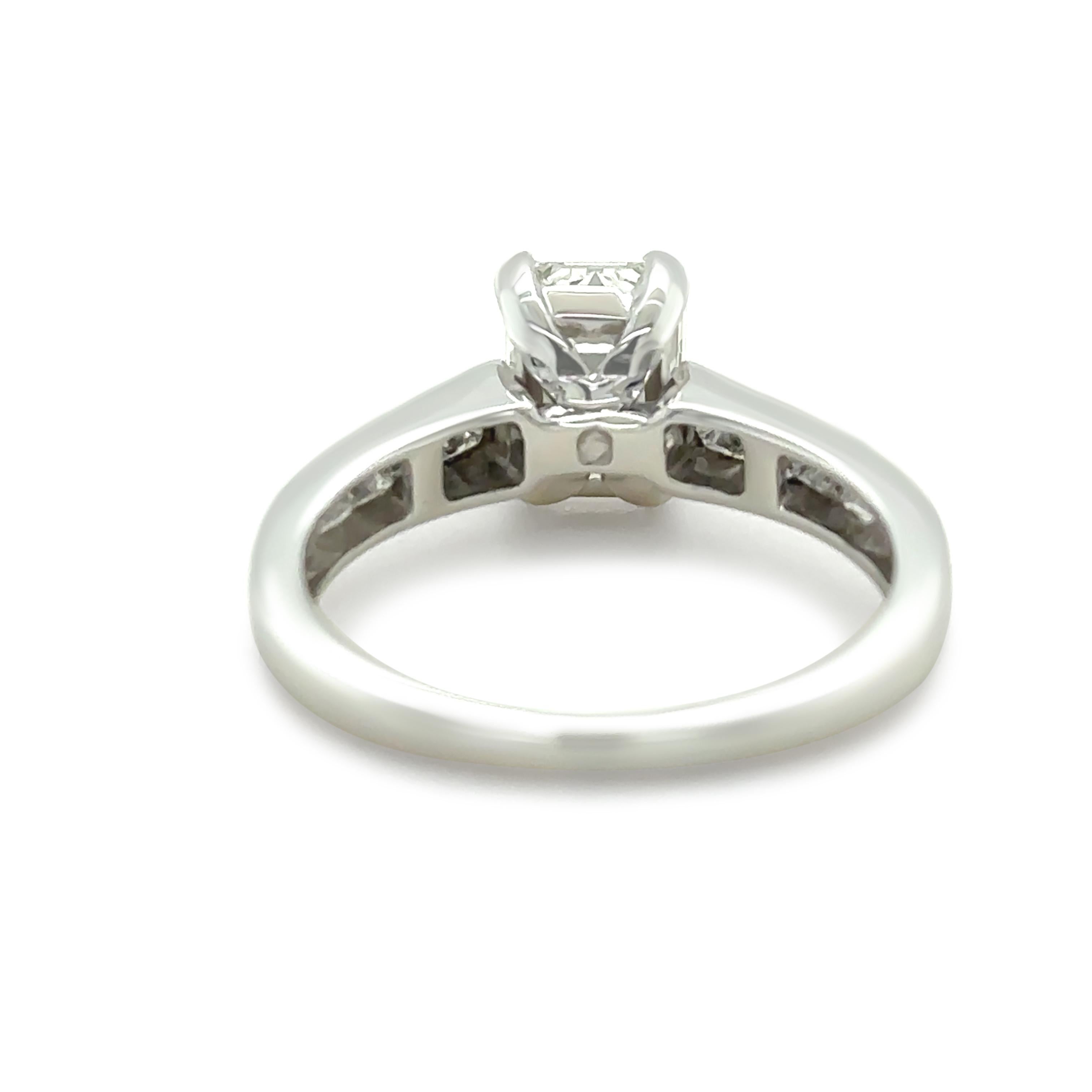 DCLA Bague de fiançailles en or blanc 18ct et platine avec diamant 1,94ct Pour femmes en vente