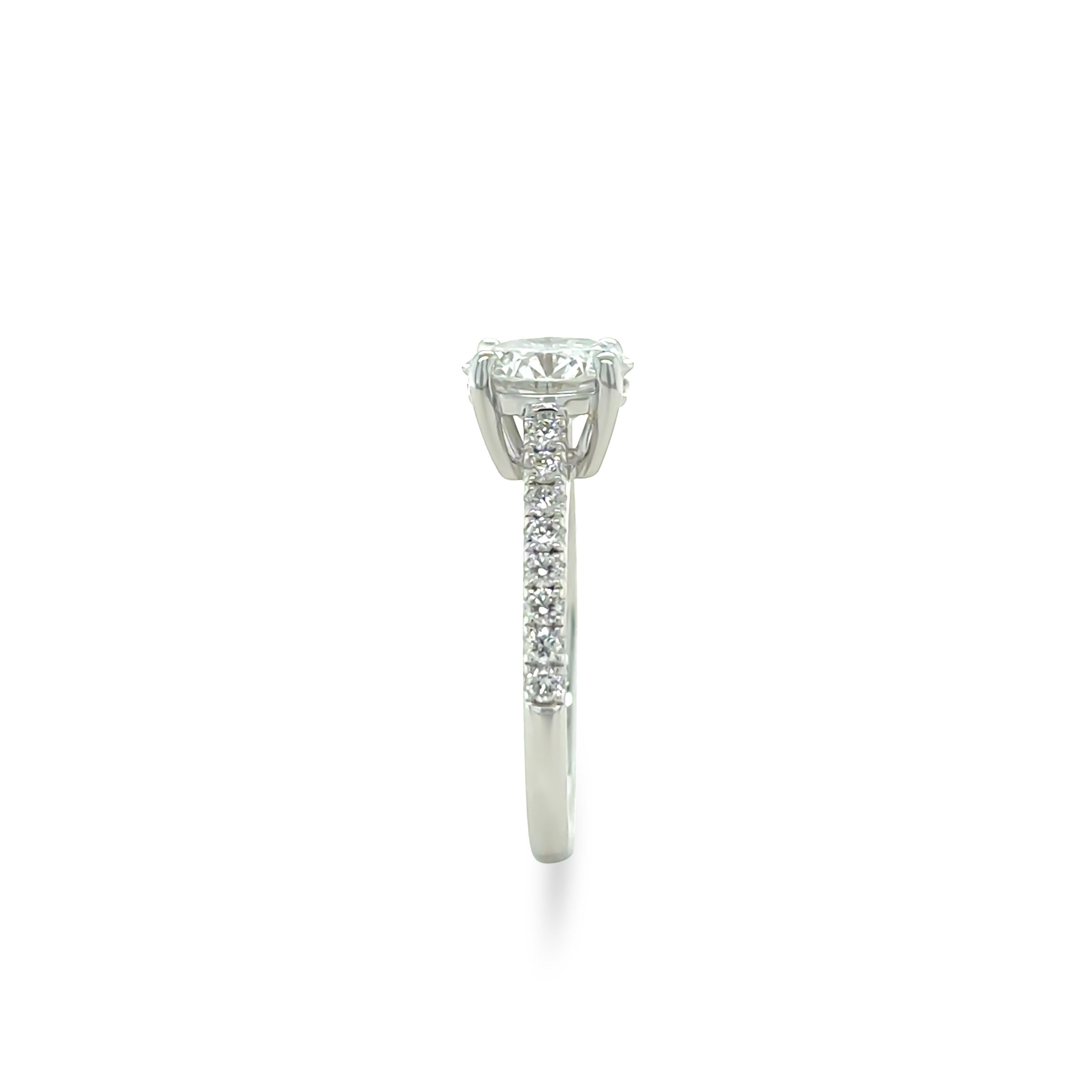 DCLA Anillo de compromiso de diamantes en oro blanco de 18 ct 1,57 ct en venta 1
