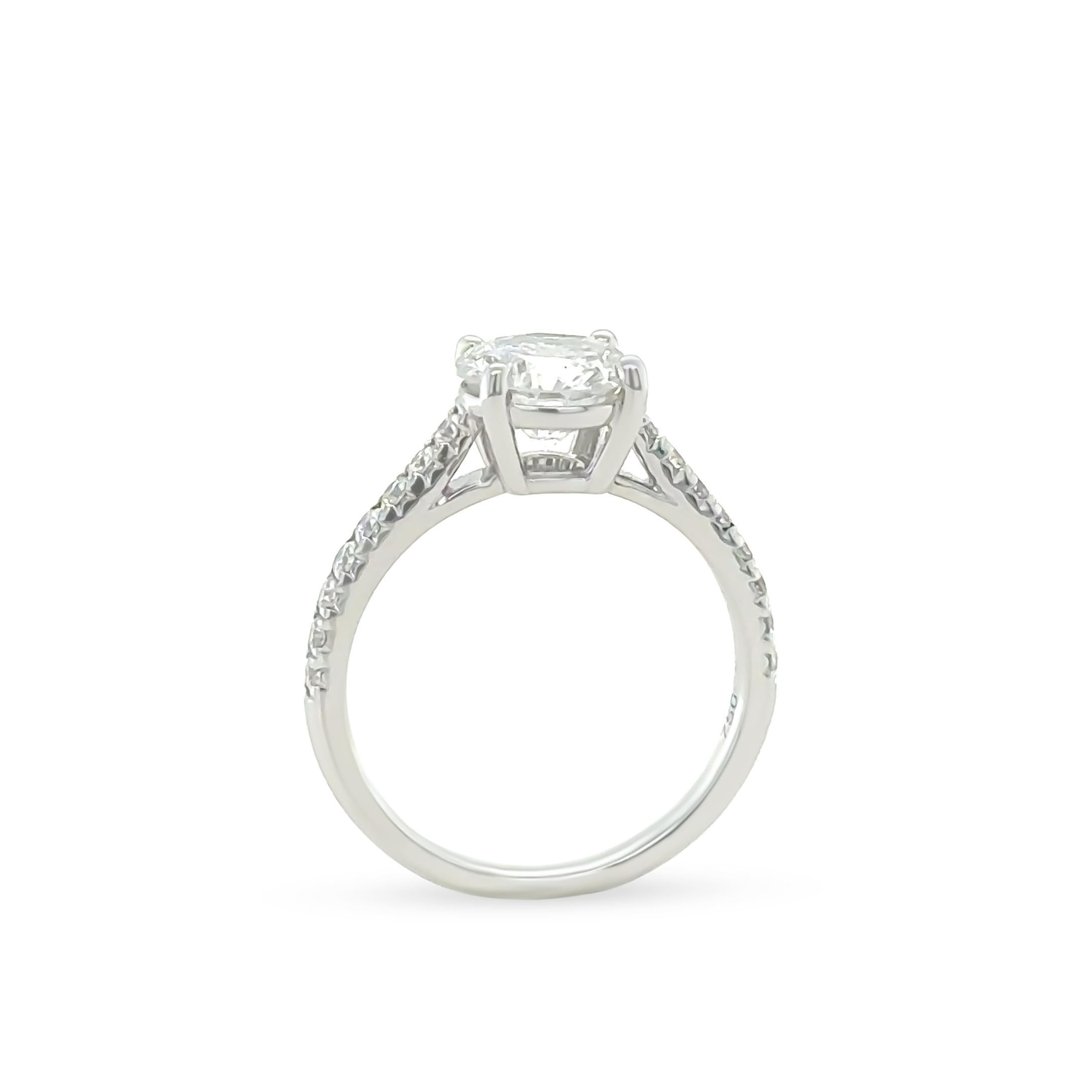 DCLA Anillo de compromiso de diamantes en oro blanco de 18 ct 1,57 ct en venta 2