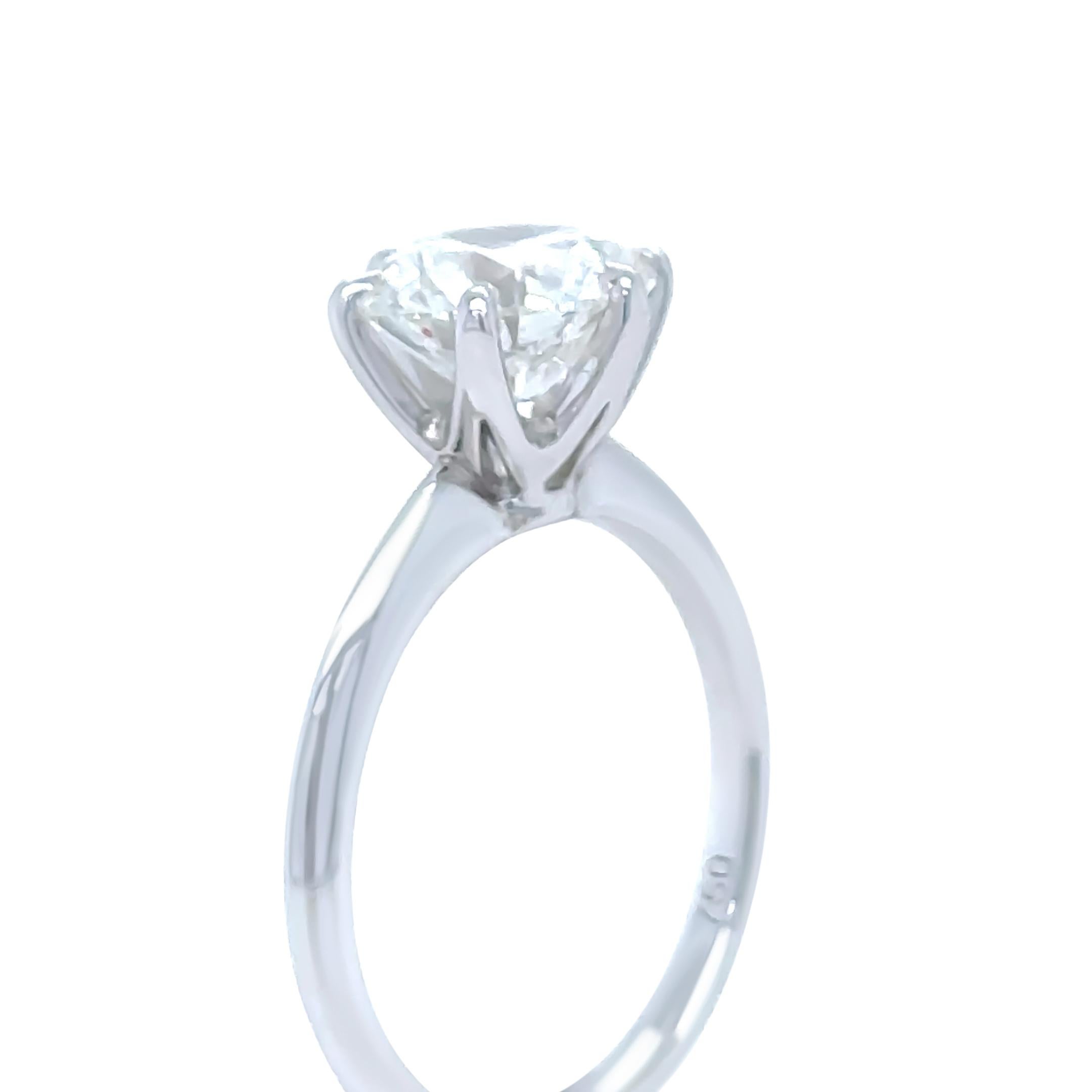 DCLA Anillo de compromiso de diamantes en oro blanco de 18 ct 2,11 ct 3,18 g en venta 4