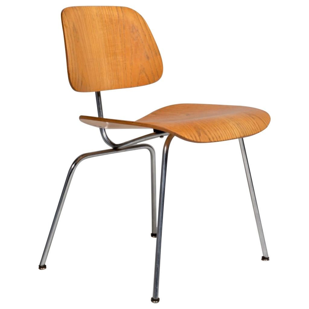 DCM Chair by Charles and Ray Eames for Herman Miller