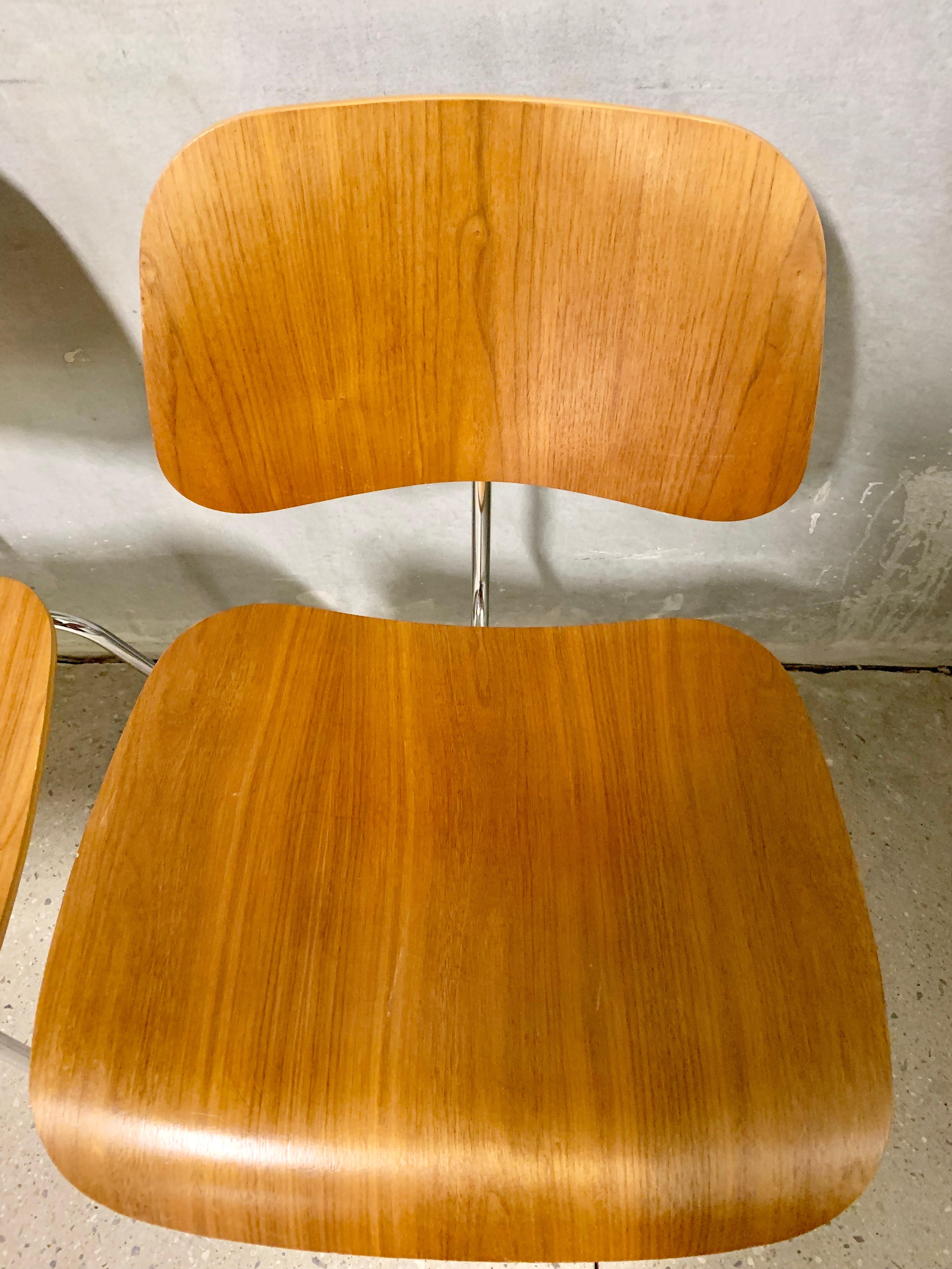 DCM Charles Eames for Herman Miller, Set of Four For Sale 3