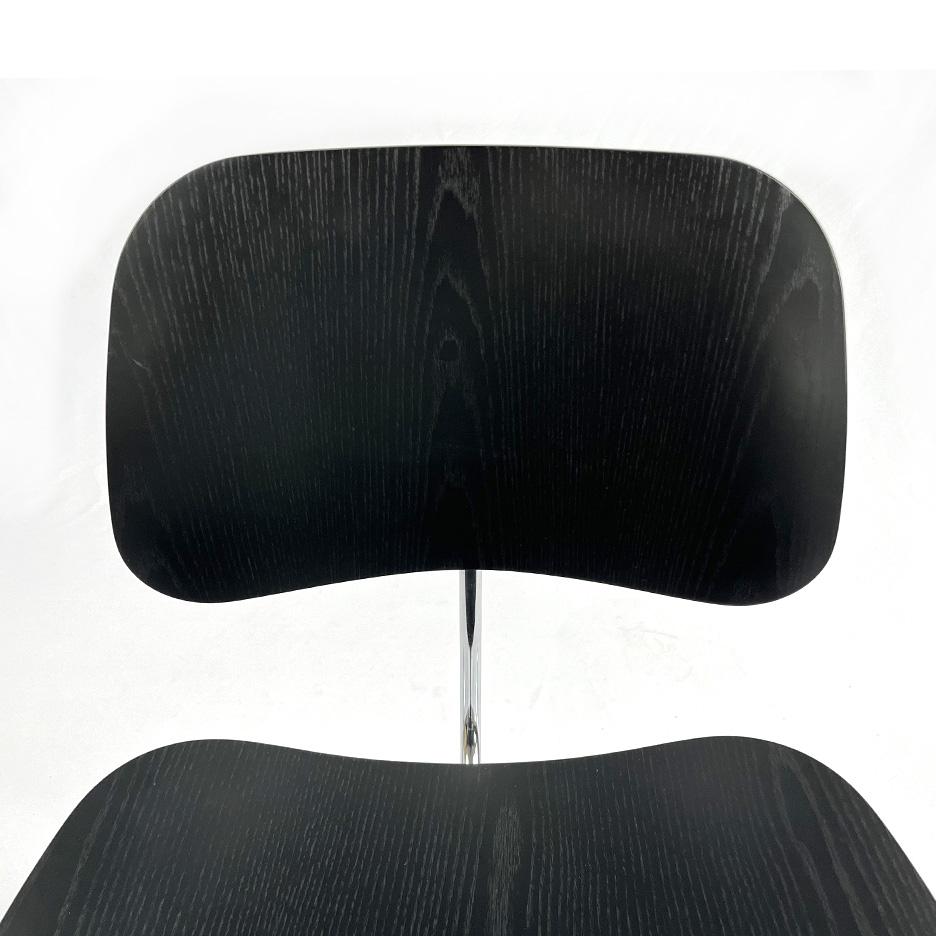 Mid-20th Century DCM (Dining Chair Metal Base) by Charles and Ray Eames For Sale