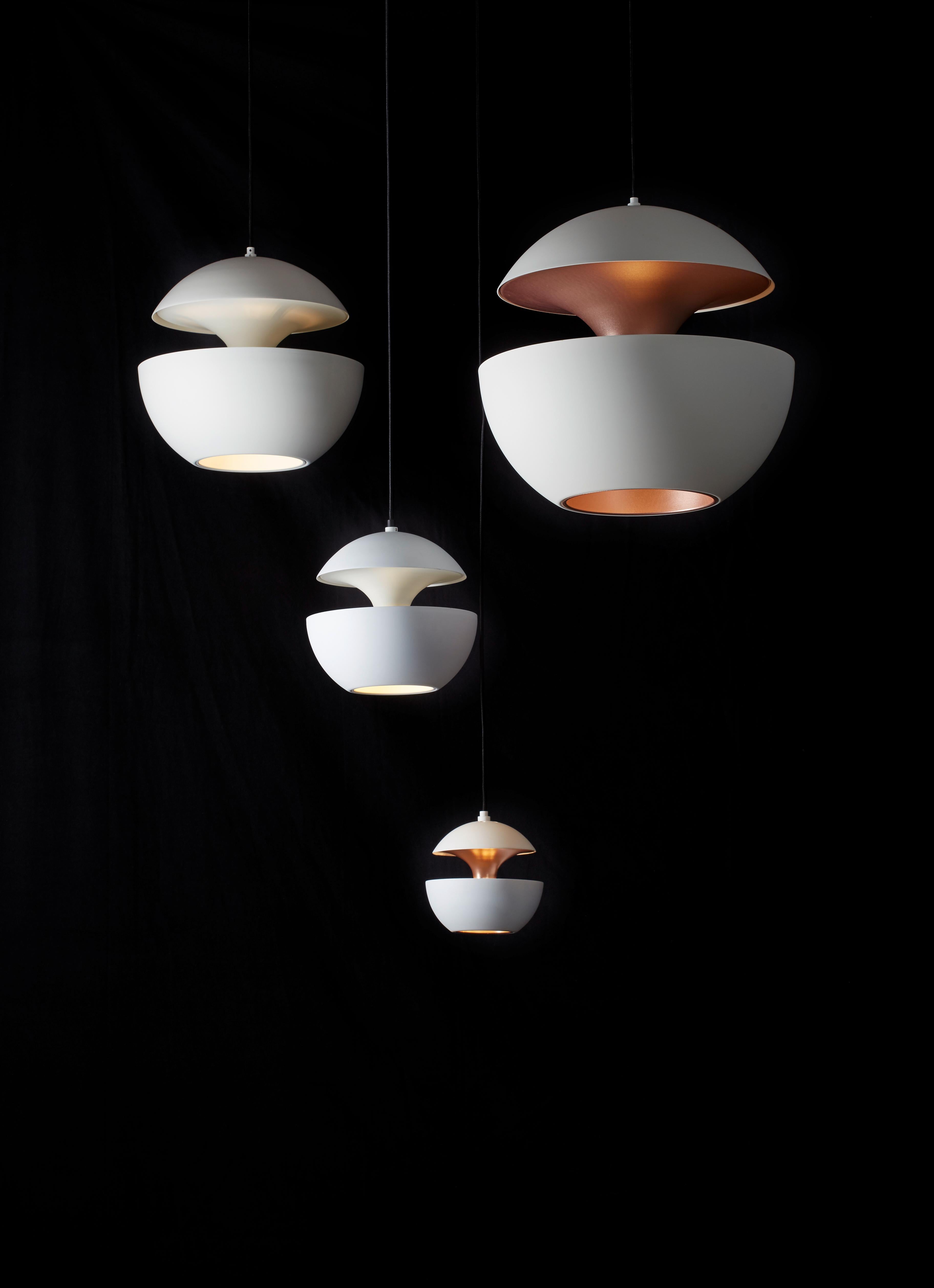 DCW Editions Here Comes the Sun 175 Pendant Lamp in White Copper Aluminium by Bertrand Balas
 
 Bertrand Balas, architect born in Toulouse in 1935 likes to watch the sun set over the Garonne river. With that musical lilt typical of the south, he