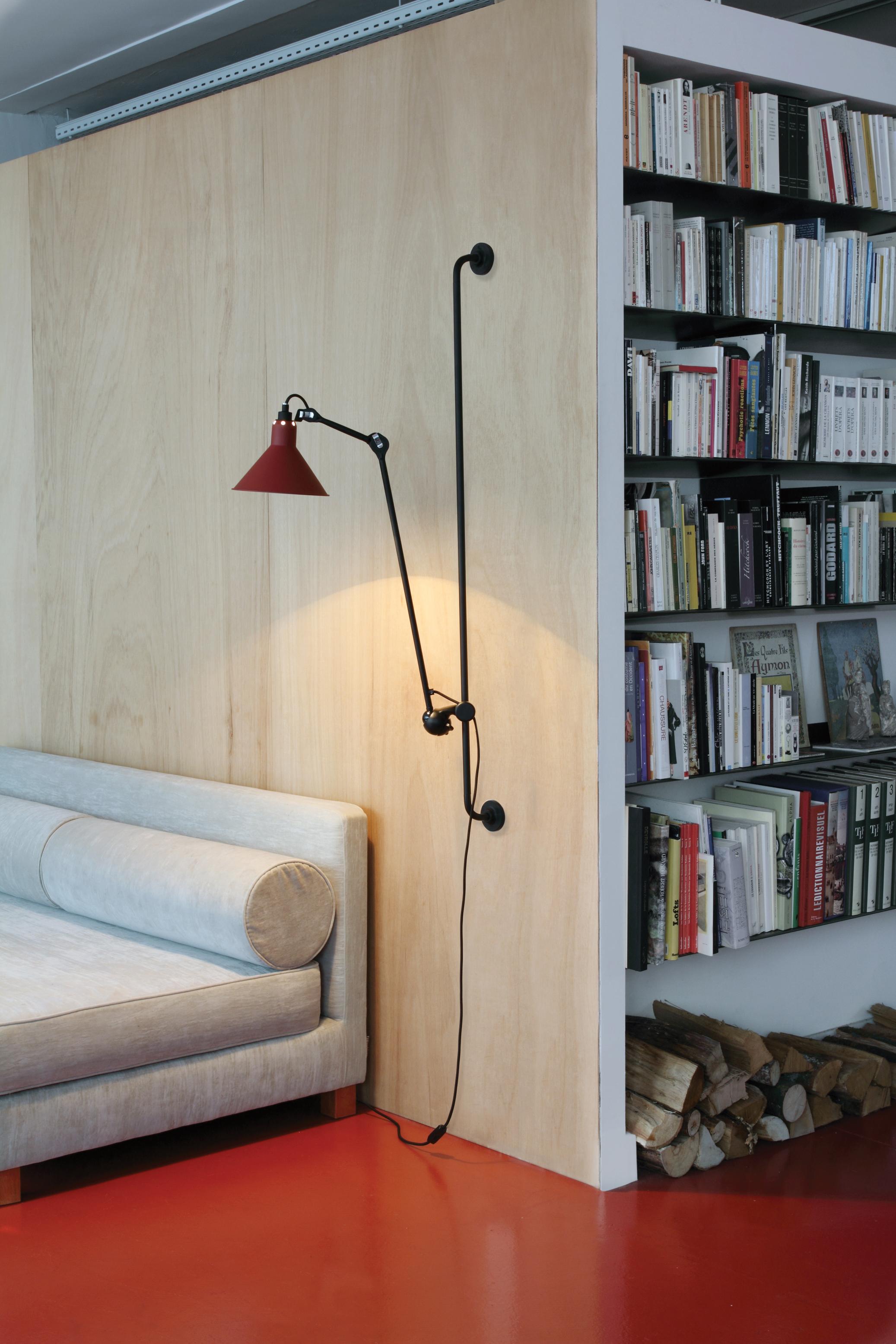 DCW Editions La Lampe Gras N°214 Conic Wall Lamp in Black Arm and White Shade In New Condition For Sale In Brooklyn, NY