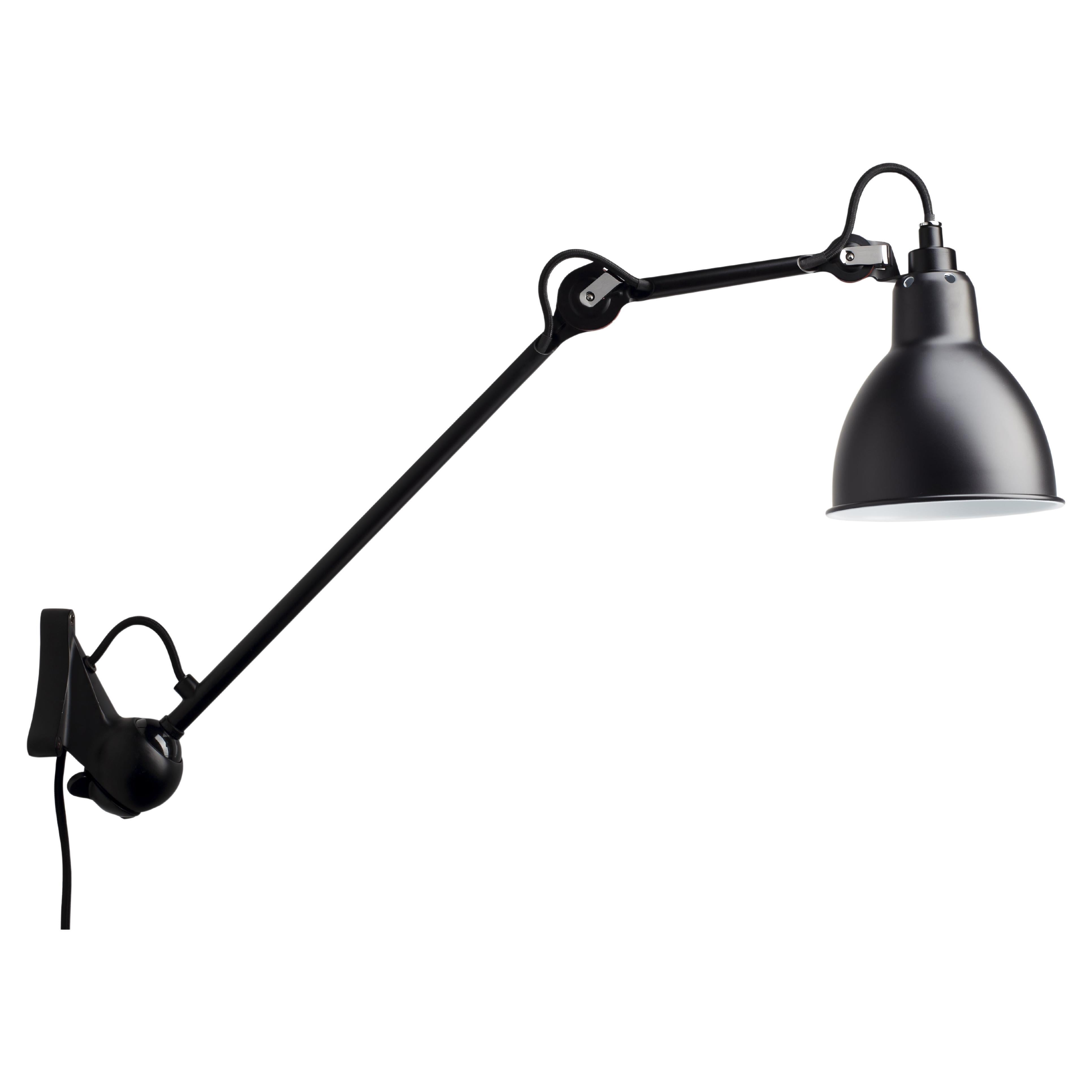 DCW Editions La Lampe Gras N°222 Wandleuchte mit schwarzem Arm und schwarzem Lampenschirm