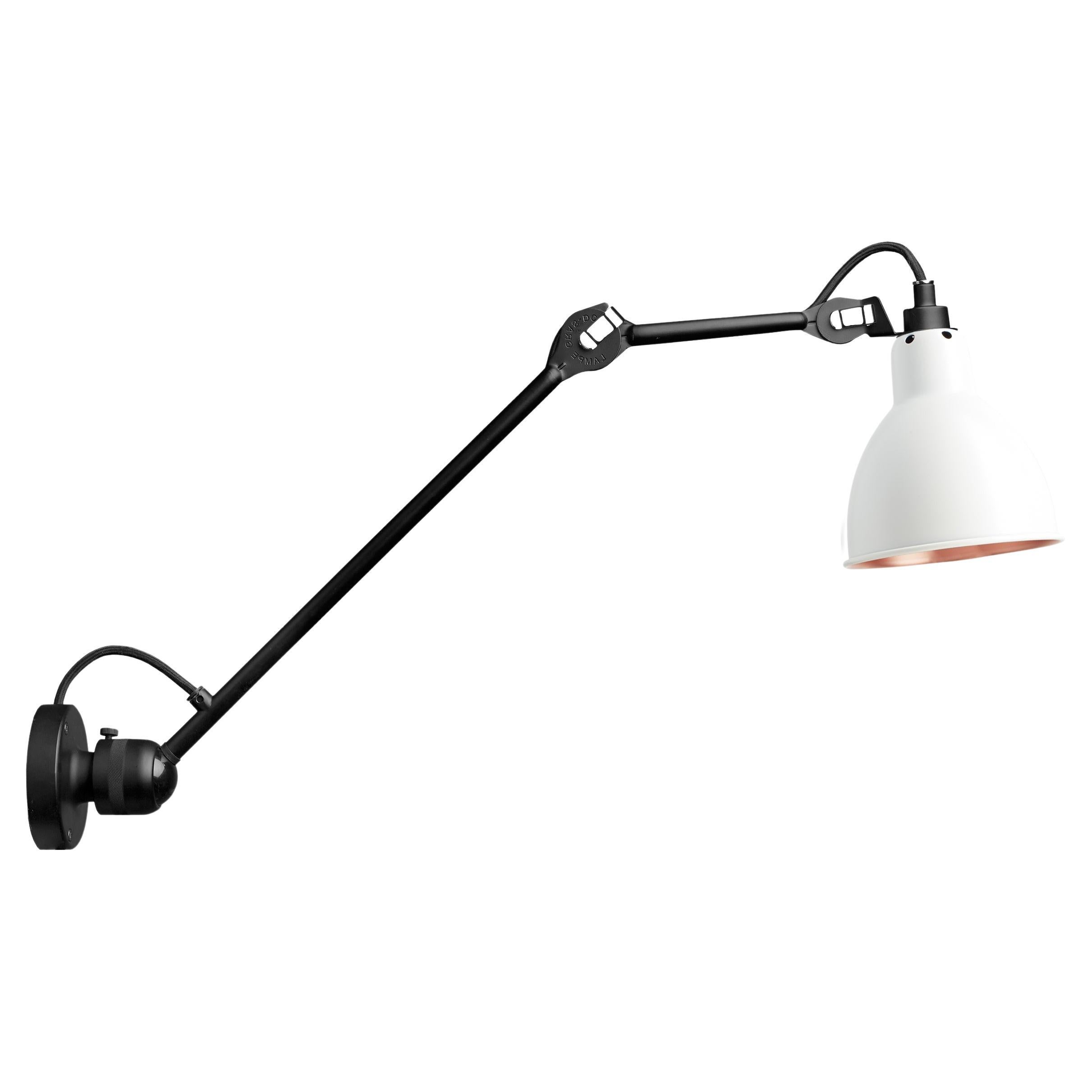 Whiting Editions La Lampe Gras N°304 L40 Lampe murale à bras noir et abat-jour en cuivre blanc