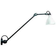 DCW Editions La Lampe Gras N°304 L60 Lampada da parete con braccio nero e paralume bianco