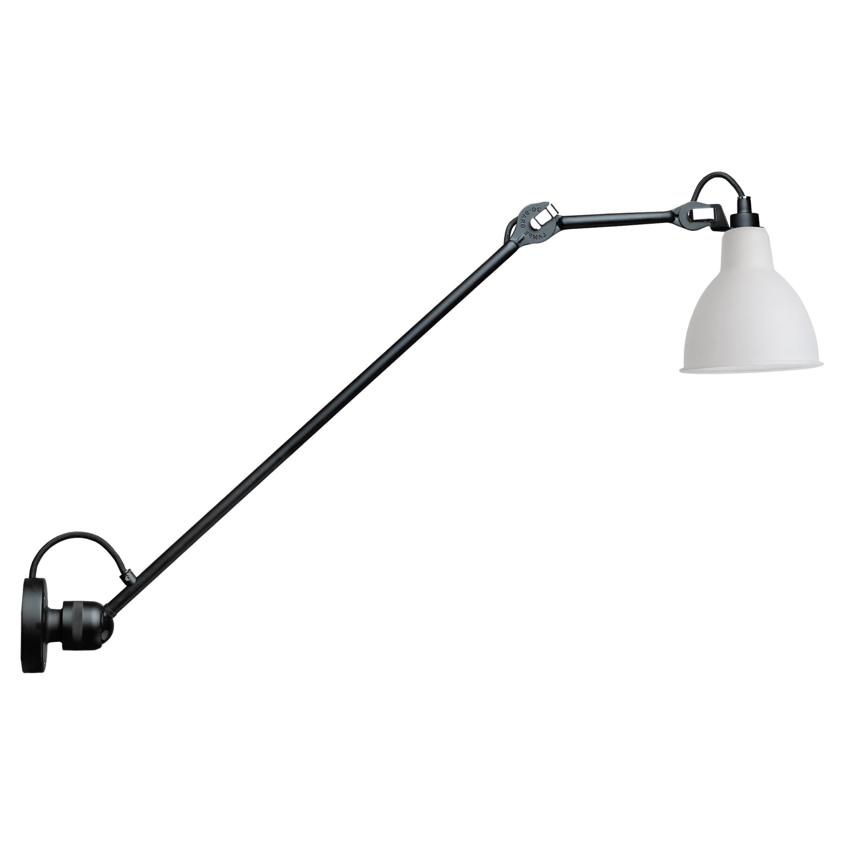 DCW Editions La Lampe Gras N°304 L60 Lampe murale avec bras noir et abat-jour en verre givré