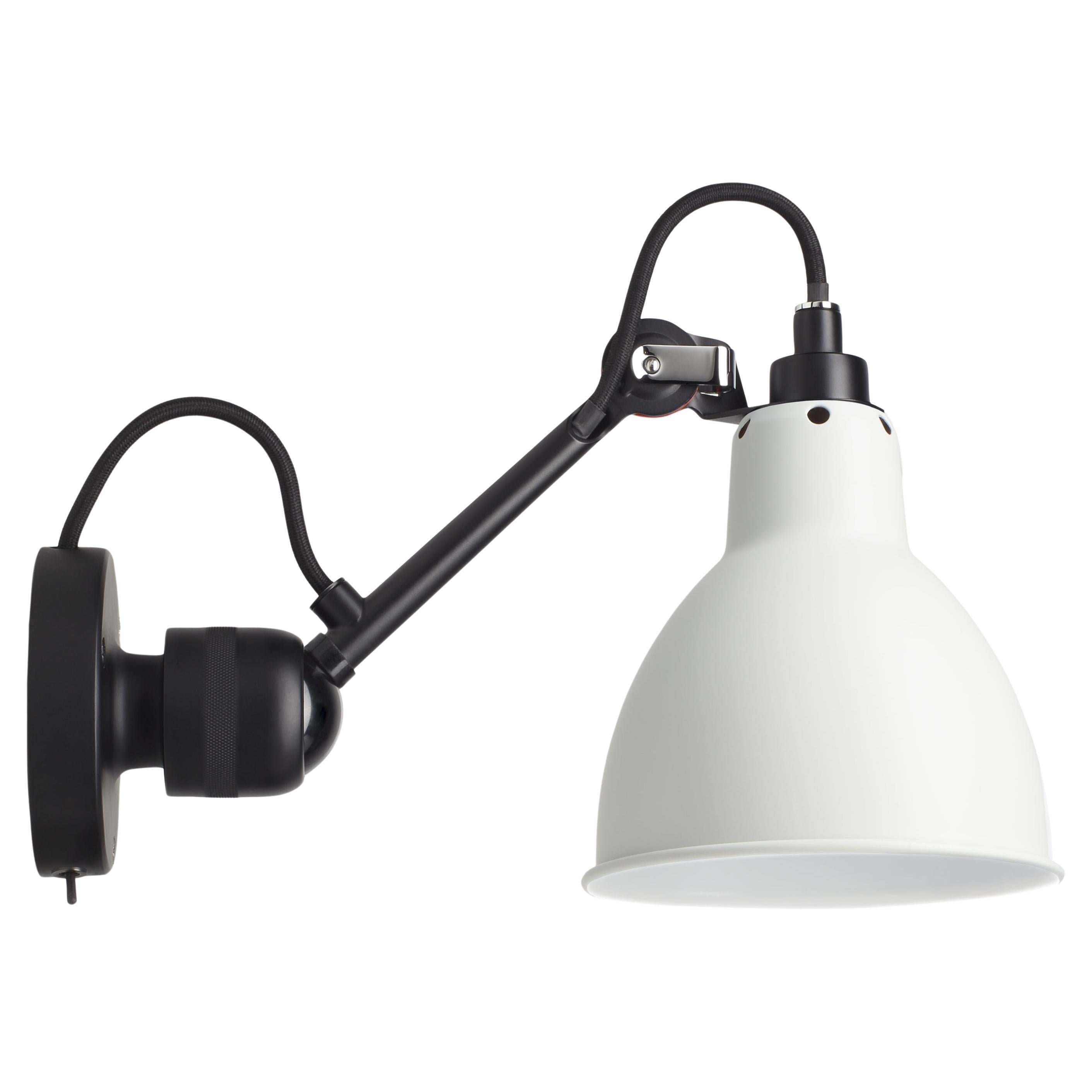 DCW Editions La Lampe Gras N°304 SW Wandleuchte mit schwarzem Arm und weißem Lampenschirm