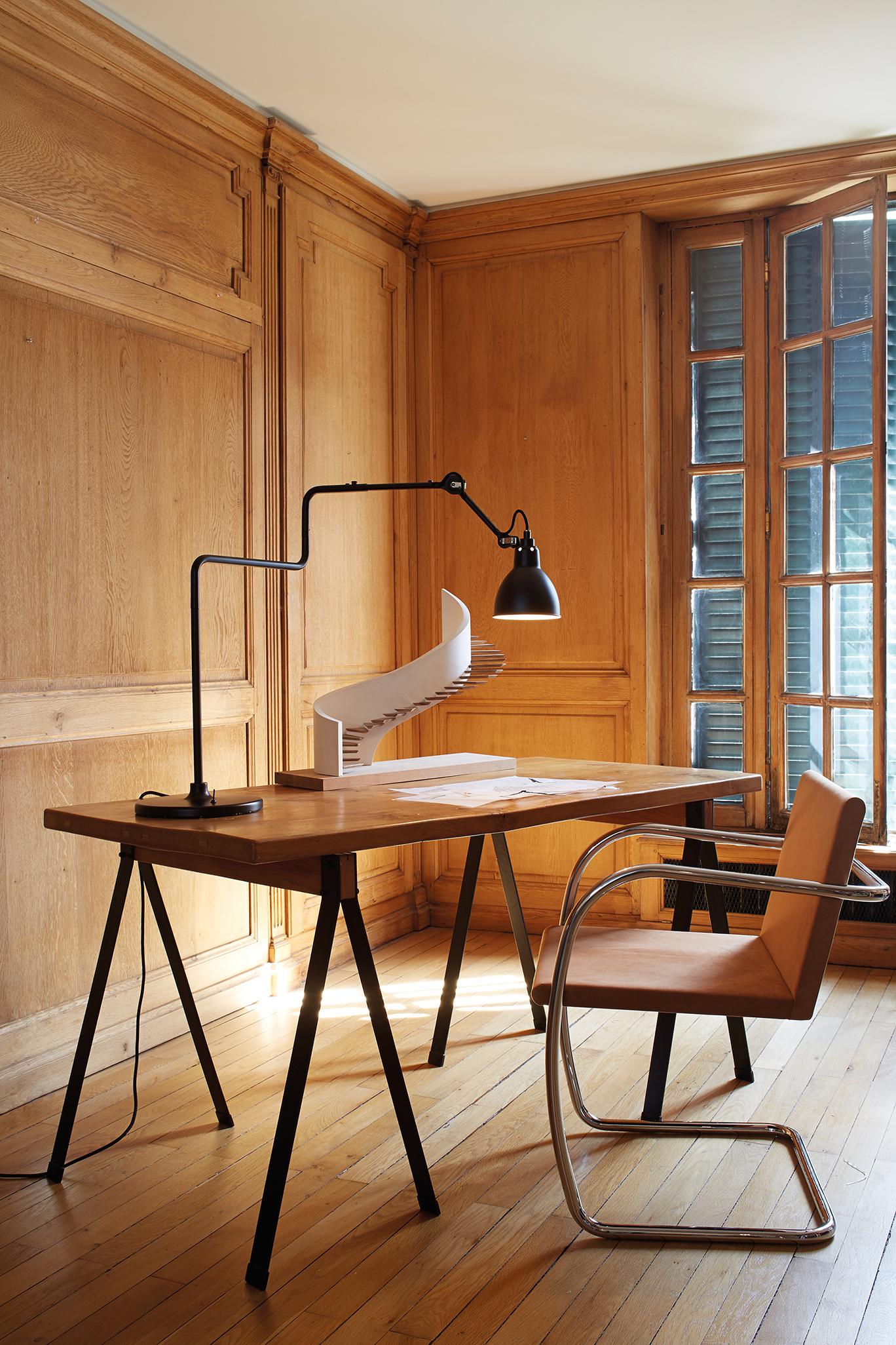 DCW Editions La Lampe Gras N°317 Table Lamp in Black Arm & Frosted Glass Shade For Sale 3