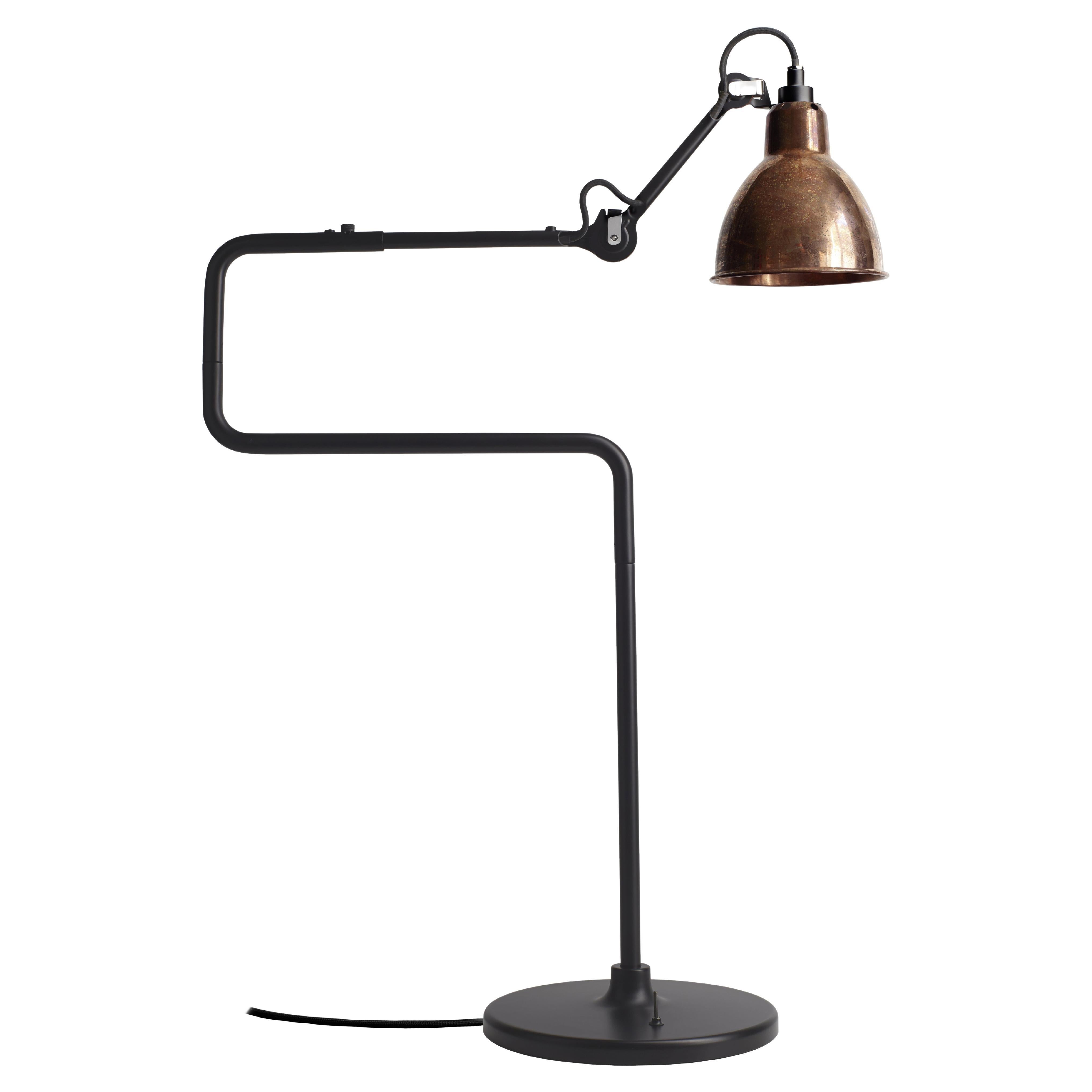 DCW Editions La Lampe Gras N°317 Lámpara de sobremesa de brazo negro y pantalla de cobre crudo