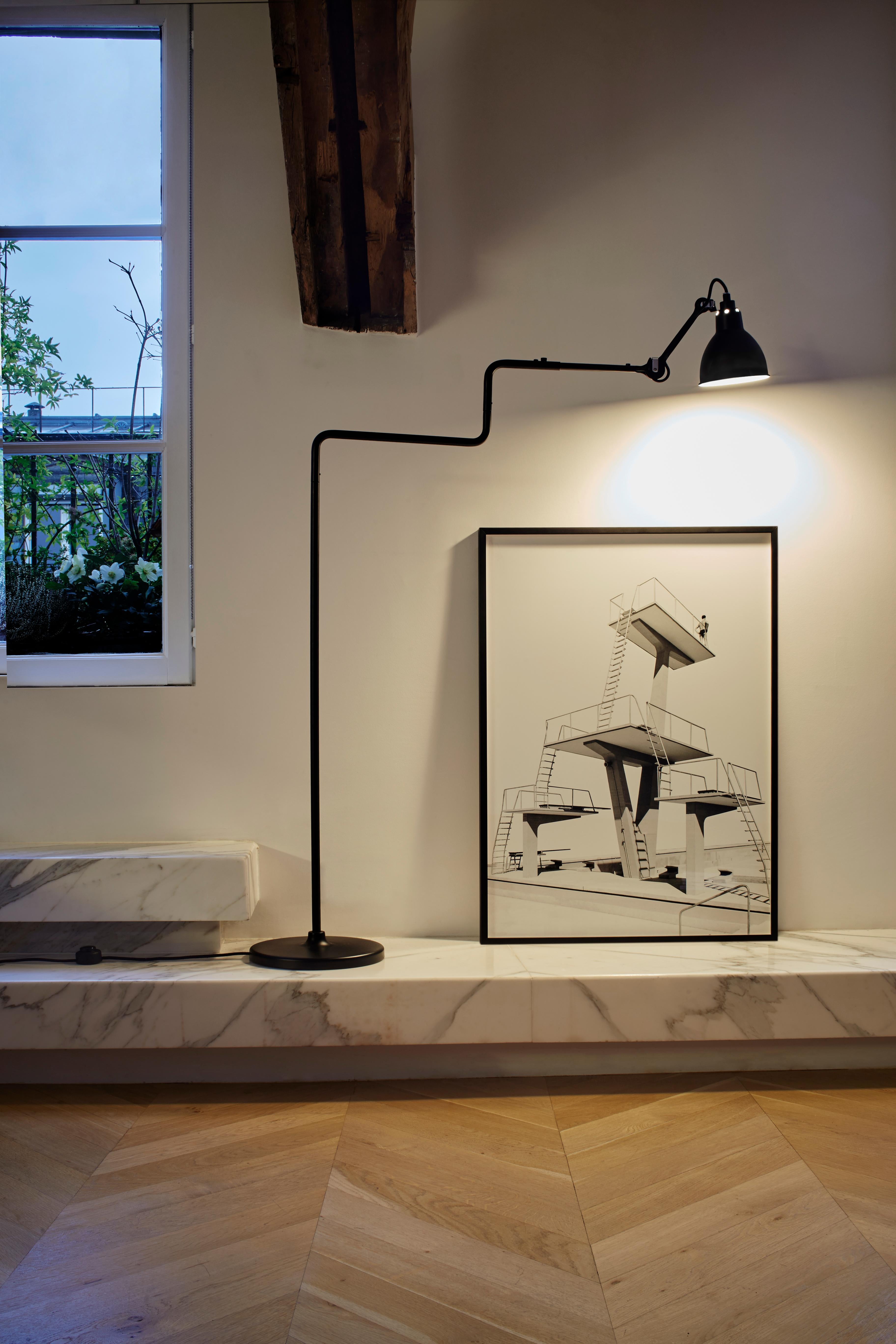DCW Editions La Lampe Gras N°411 Floor Lamp in Black Arm and White Shade For Sale 8