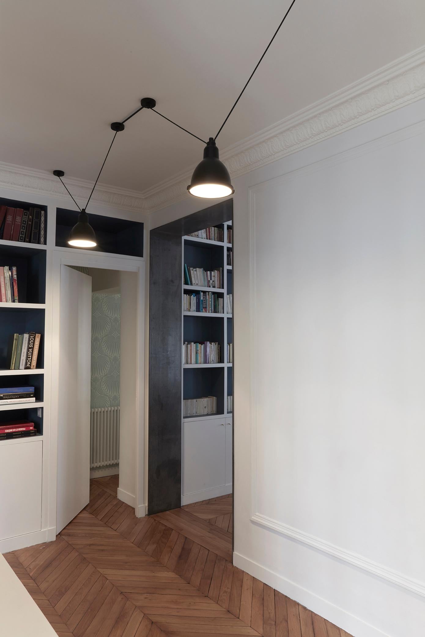 DCW Editions Les Acrobates N°323 AC1AC2(L) Lampada a sospensione rotonda grande in giallo in vendita 1