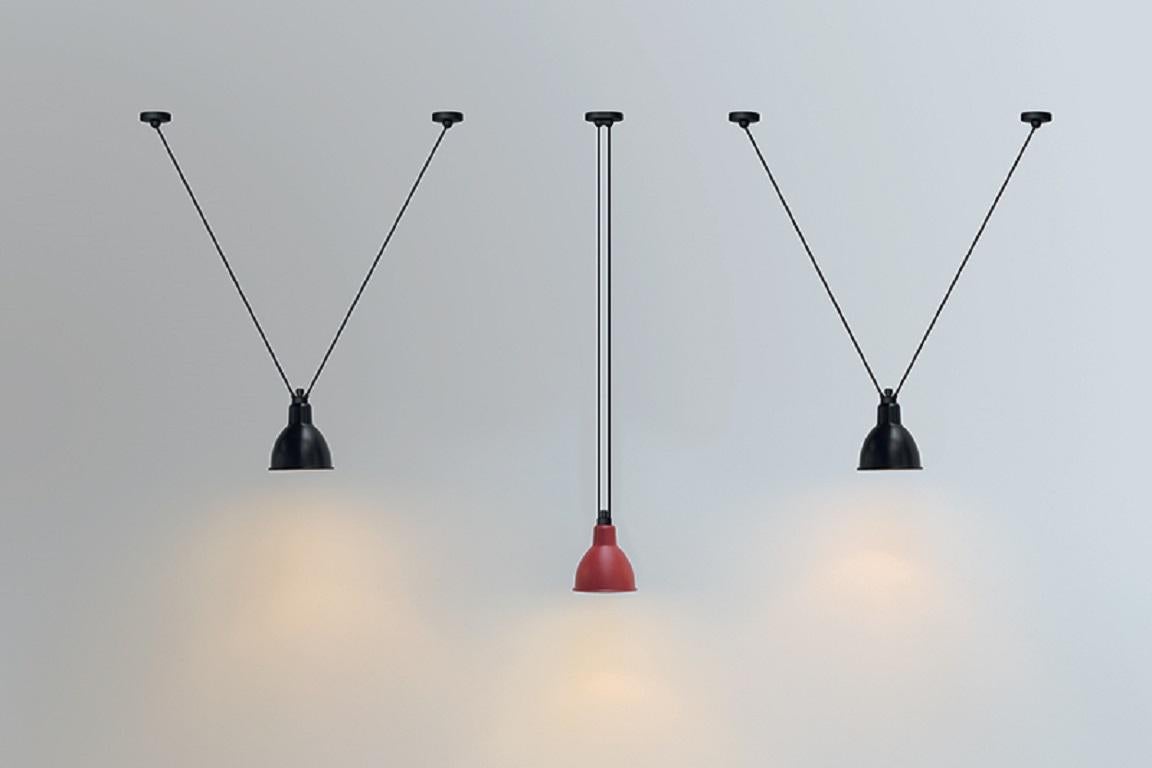 DCW Editions Les Acrobates N°323 XL Lampada a sospensione rotonda con paralume nero In condizioni Nuovo in vendita a Brooklyn, NY