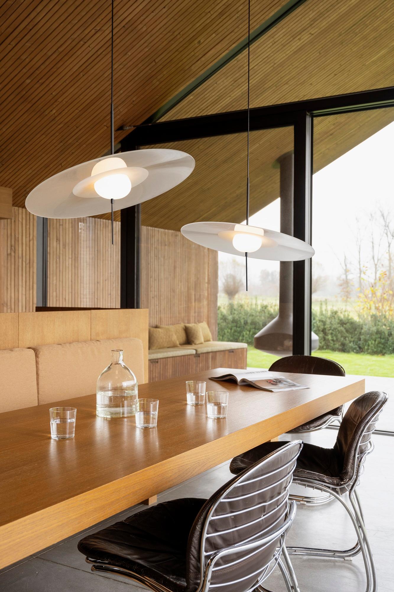 Lampada a sospensione DCW Editions Mono M600 in alluminio e vetro grigio scuro di Vantot in vendita 5