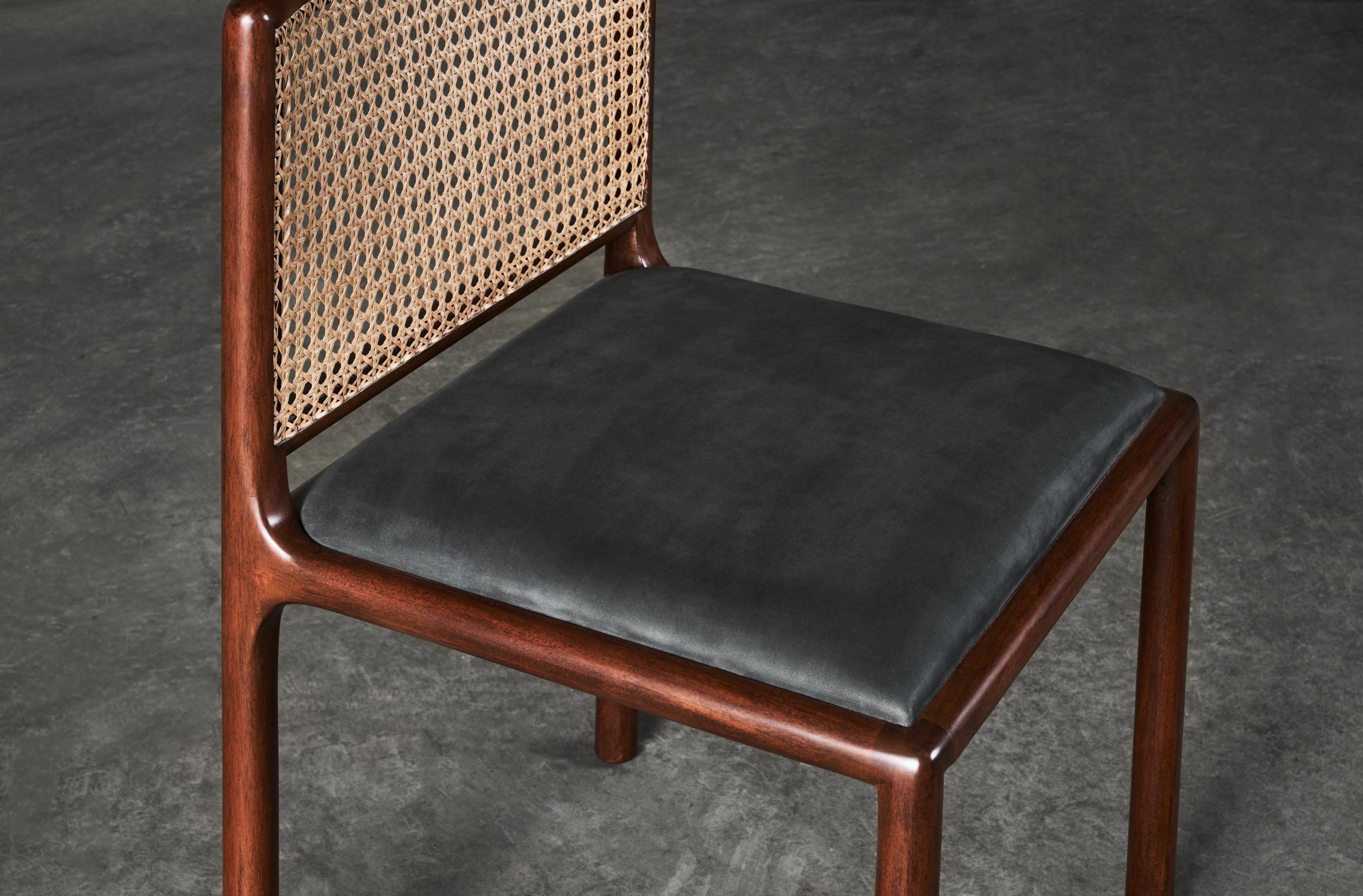 Philippine Scandinavian Mesh Chair Almost Black Leather by Dusty Deco