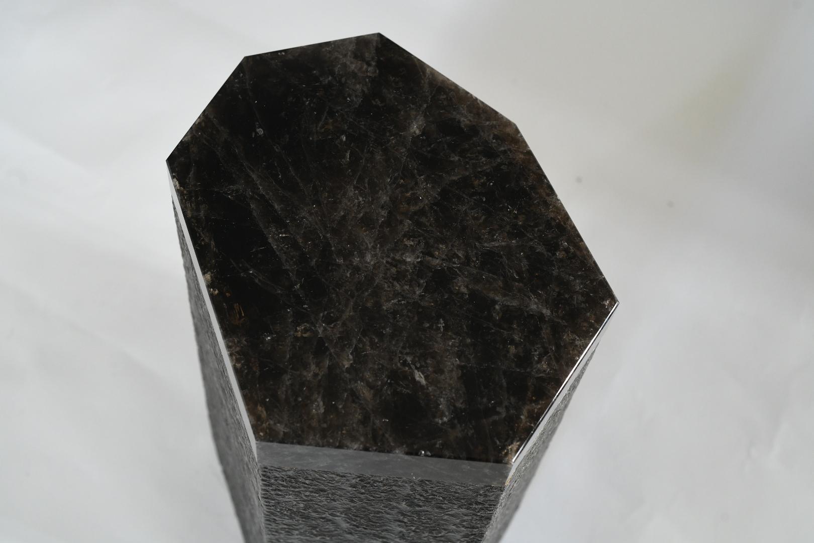 DD VI Rock Crystal Side Table by Phoenix In Excellent Condition For Sale In New York, NY