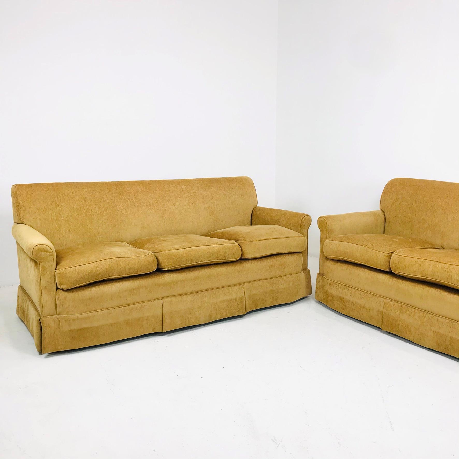 1960s Custom Slipcovered Sofa by DeAngelis for Billy Baldwin In Good Condition For Sale In Dallas, TX