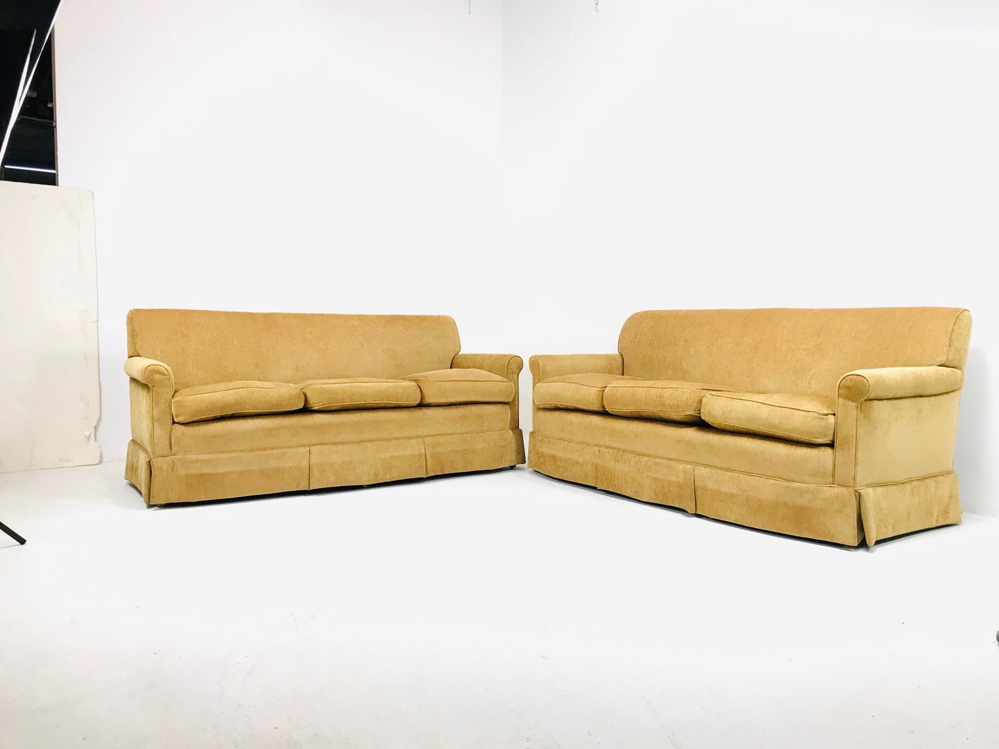Mid-20th Century 1960s Custom Slipcovered Sofa by DeAngelis for Billy Baldwin For Sale