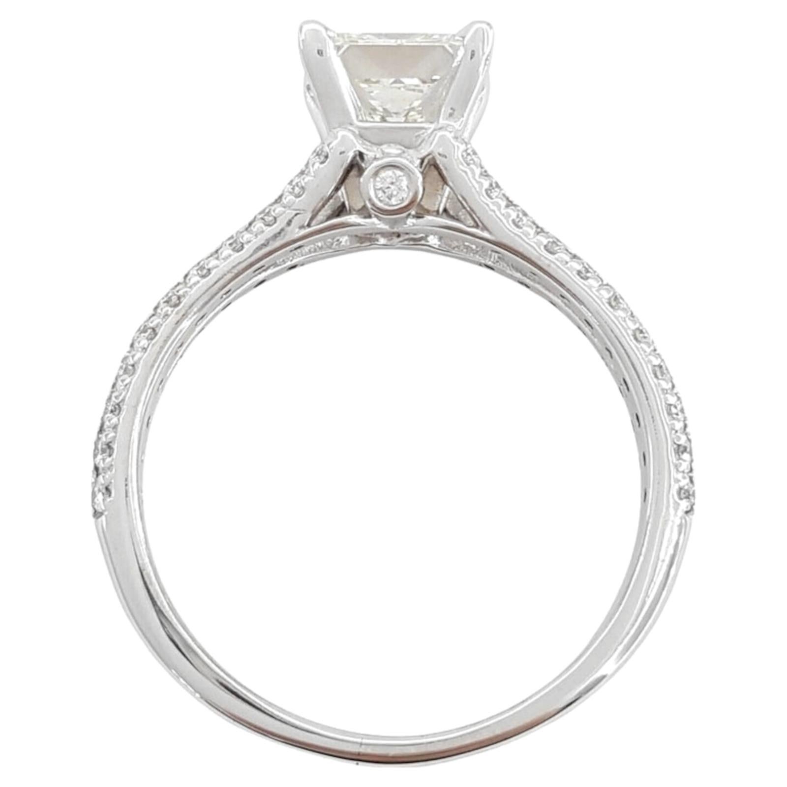 Princess Cut De Beers 1.59 ct Total Weight 14k White Gold Princess Diamond Ring For Sale