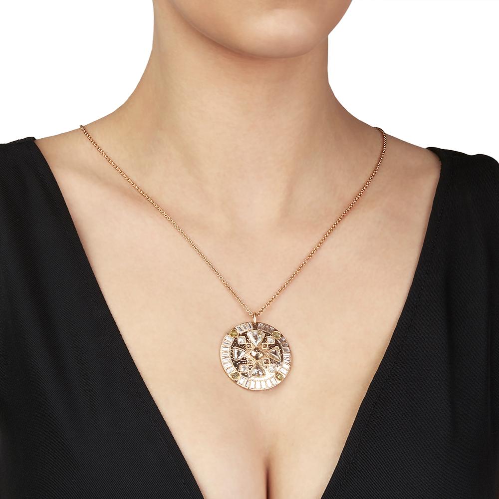 Code: COM1944
Brand: De Beers
Description: 18k Rose Gold Diamond Hope Talisman Necklace
Accompanied With:  Presentation Box
Gender: Ladies
Pendant Length: 4.2cm
Pendant Width: 3.7cm
Clasp Type: Lobster
Condition: 9
Material: Rose Gold
Total Weight: