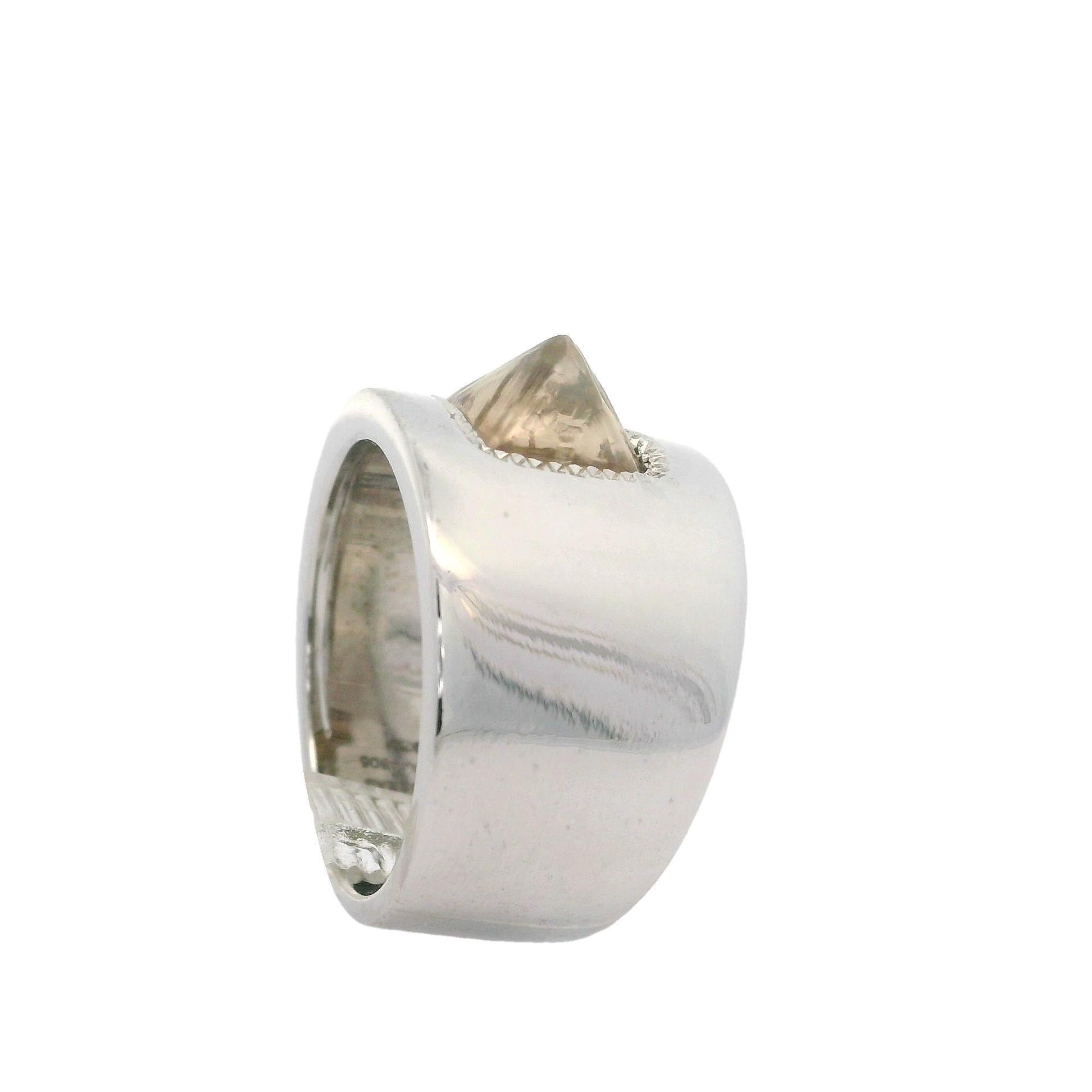 De Beers 18k Gold GIA 2ct Colored Diamond Solitaire Uncut Wide Cigar Band Ring Excellent état - En vente à Montclair, NJ