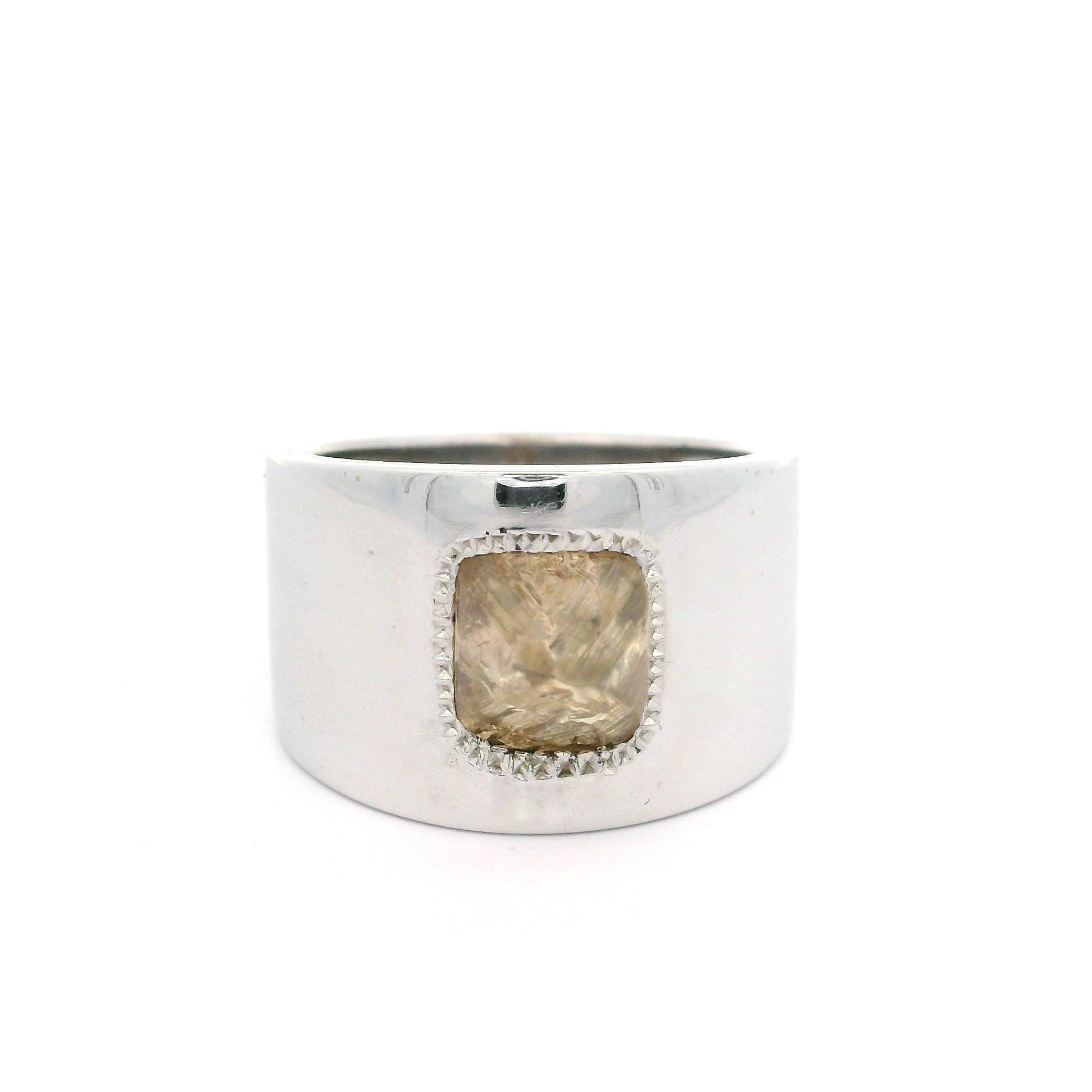 De Beers 18k Gold GIA 2ct Colored Diamond Solitaire Uncut Wide Cigar Band Ring en vente 2